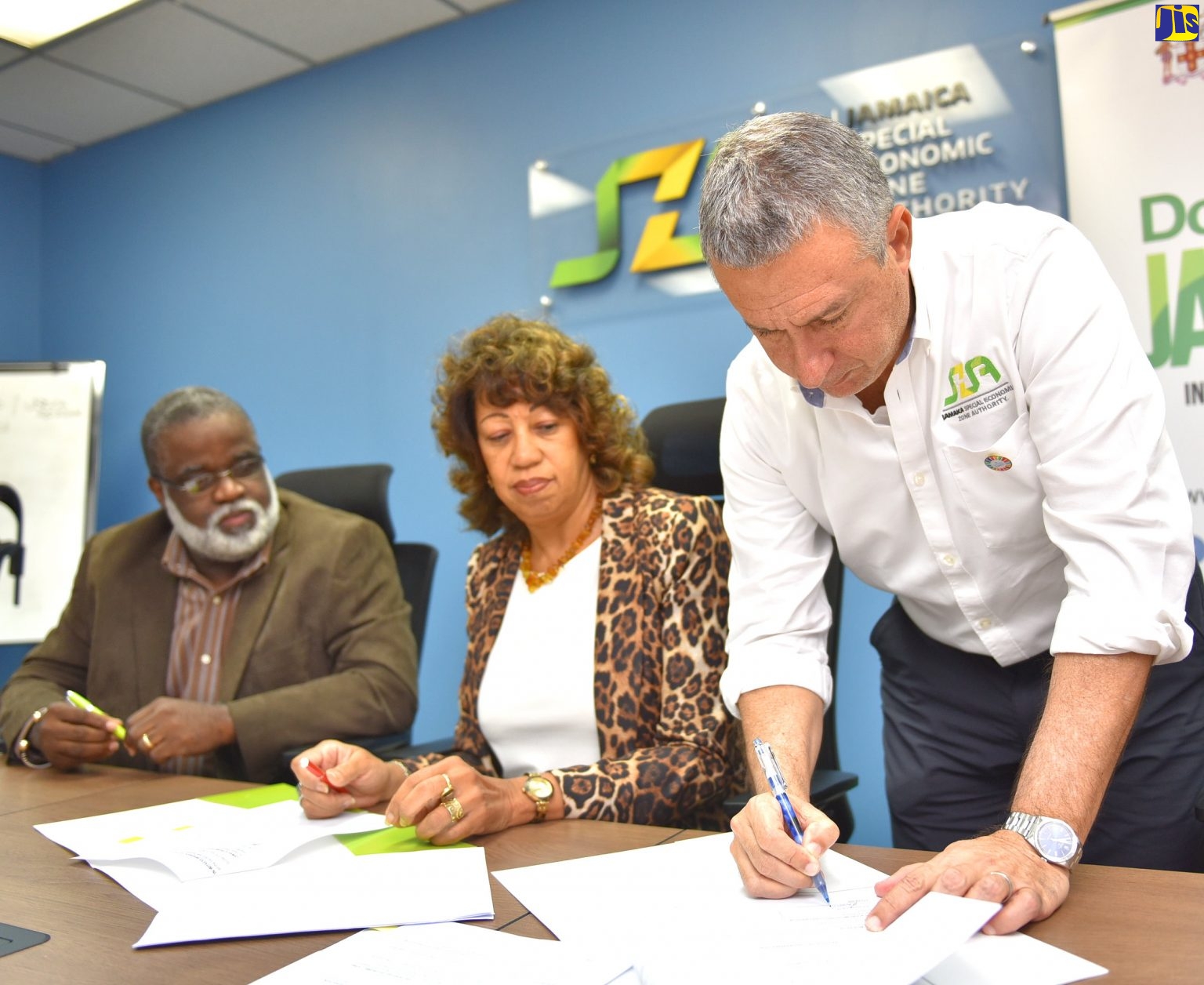 JSEZA and JAMPRO Sign MOU