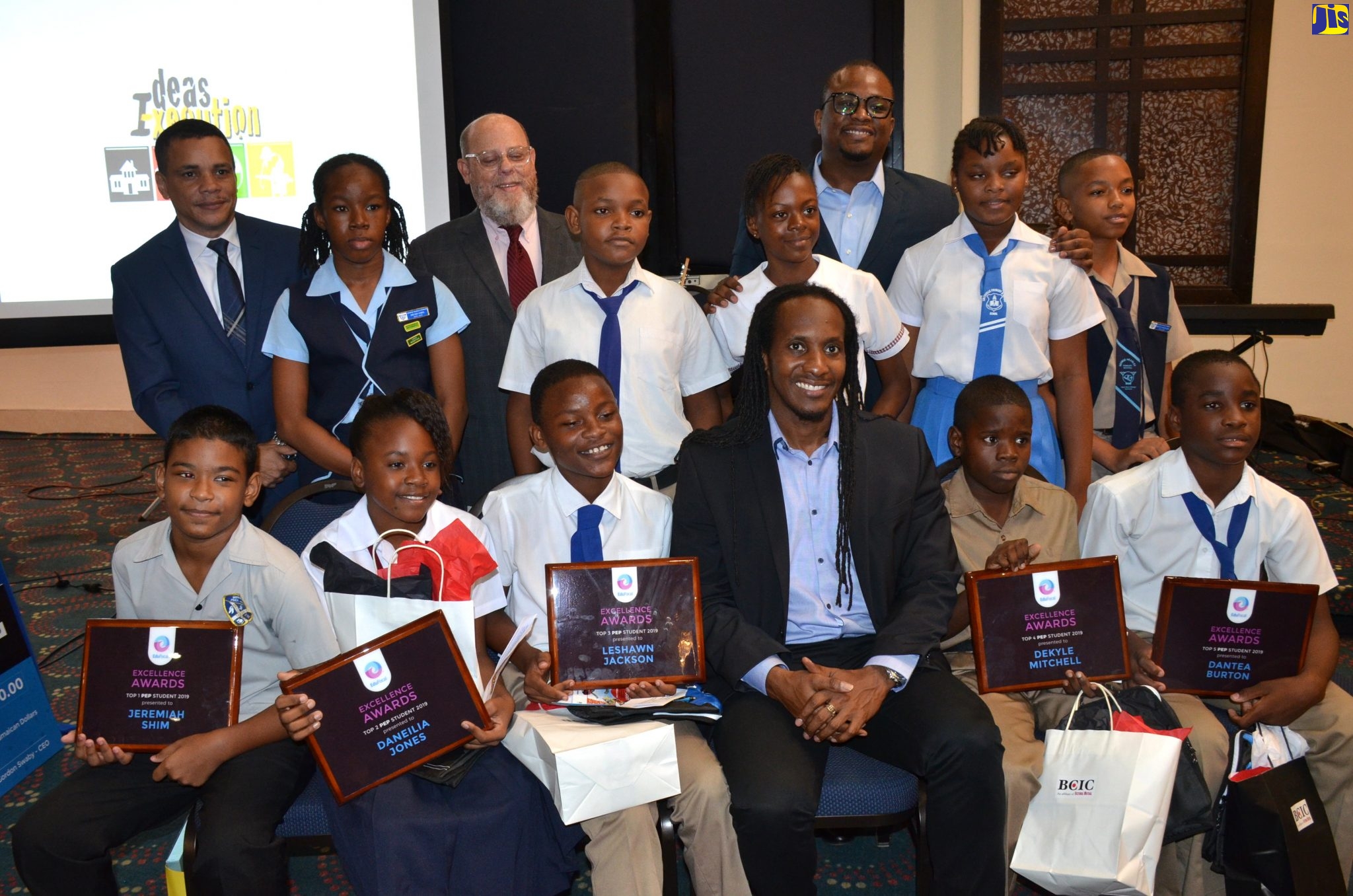 State Minister Praises Administrators of Edufocal Online Learning Platform