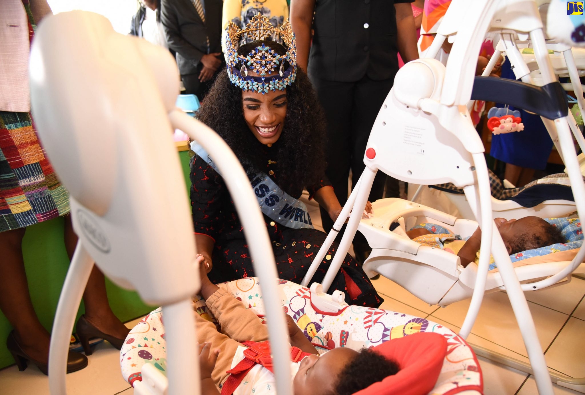 Miss World Encourages Teen Mothers To Pursue Their Dreams