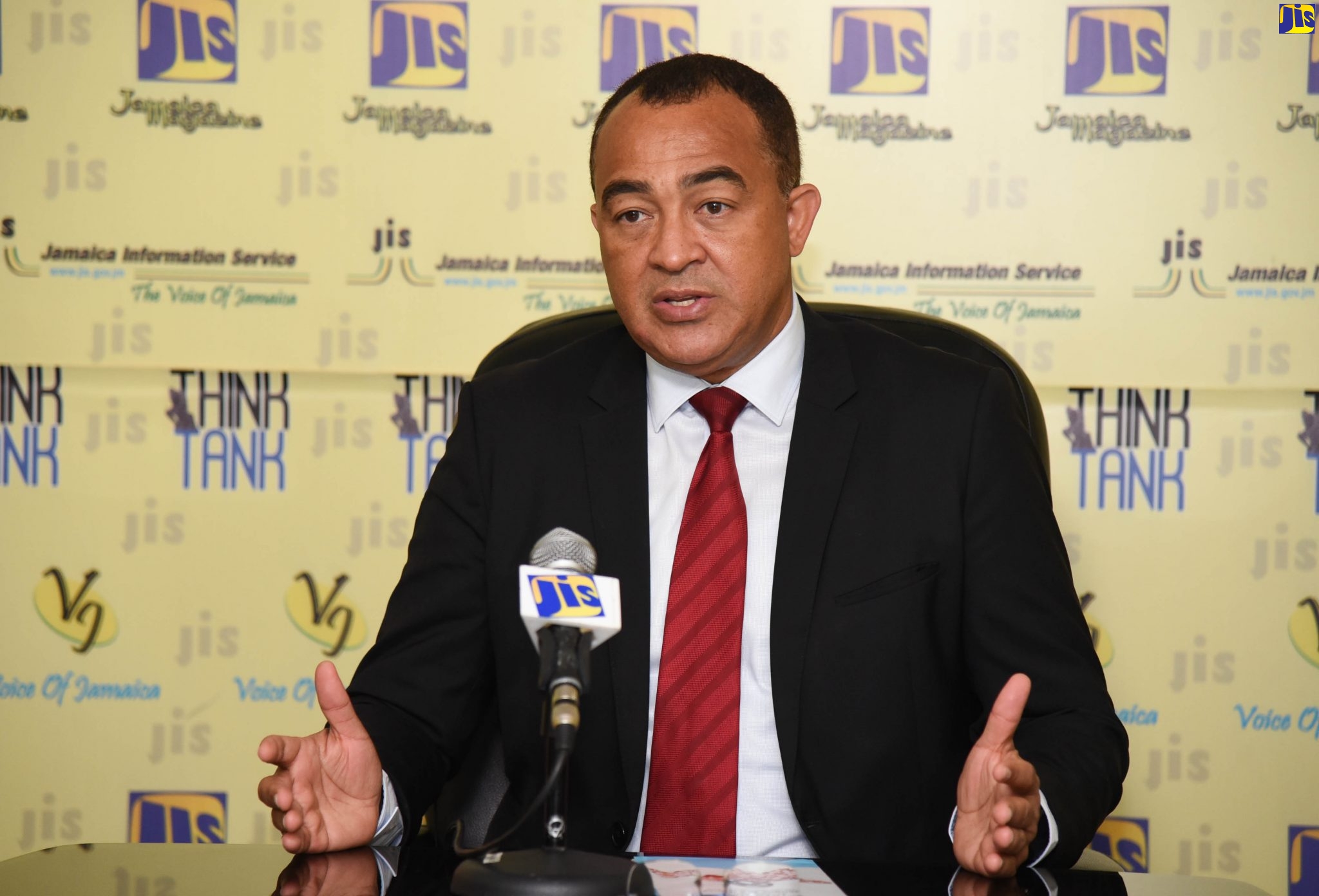 Minister of Health and Wellness, Dr. the Hon. Christopher Tufton, emphasises a point during a Jamaica Information Service (JIS) Think Tank at the Agency’s Head Office in Kingston on Tuesday (January 21).