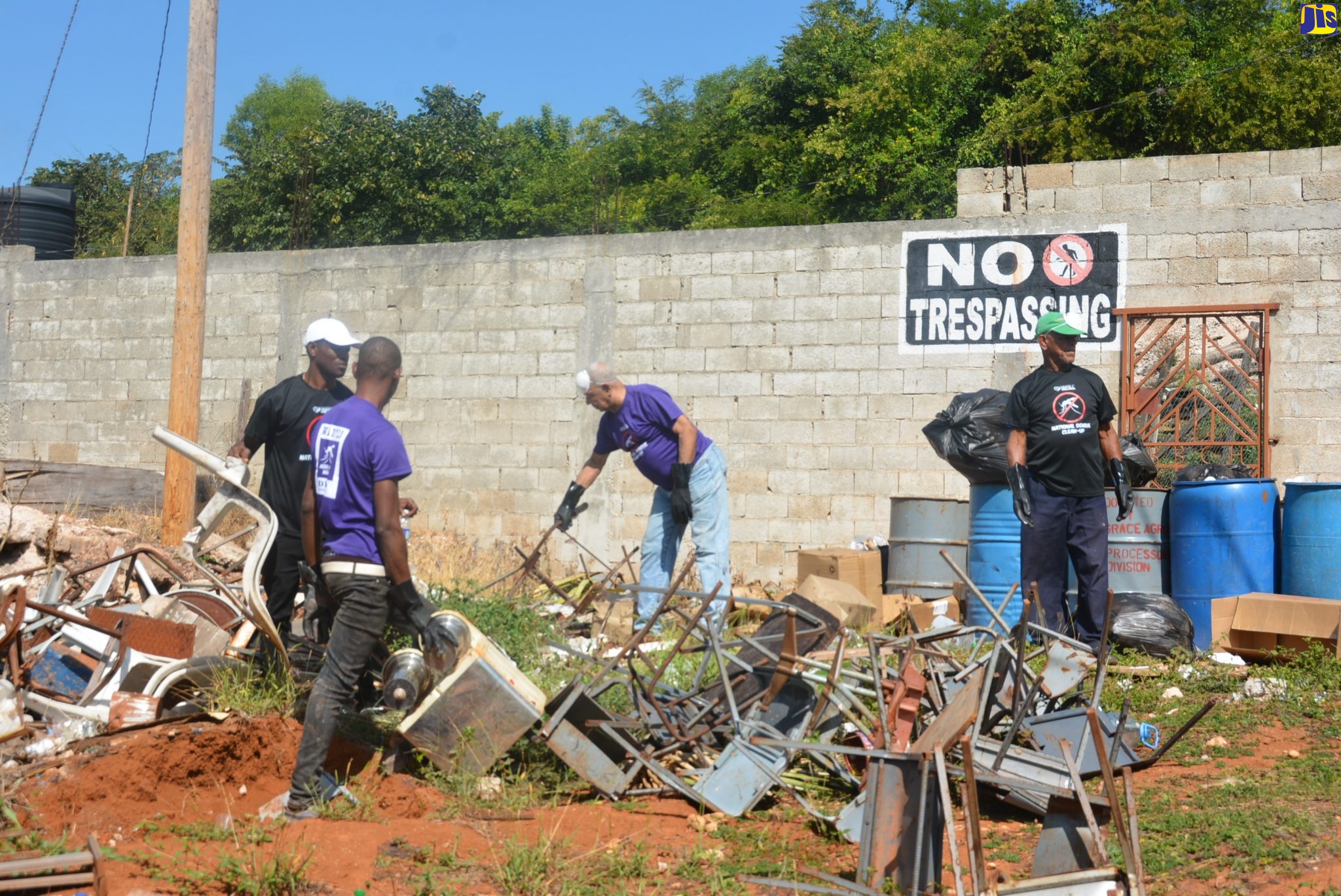 St. Elizabeth Communities Cleared of Bulky Waste