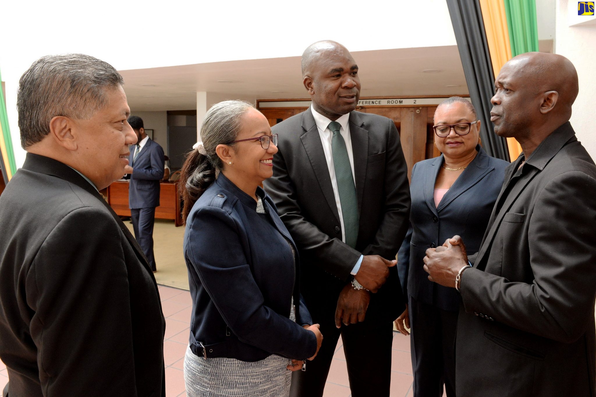 Labour Ministry Encourages Workers And Employers To Use LMIS