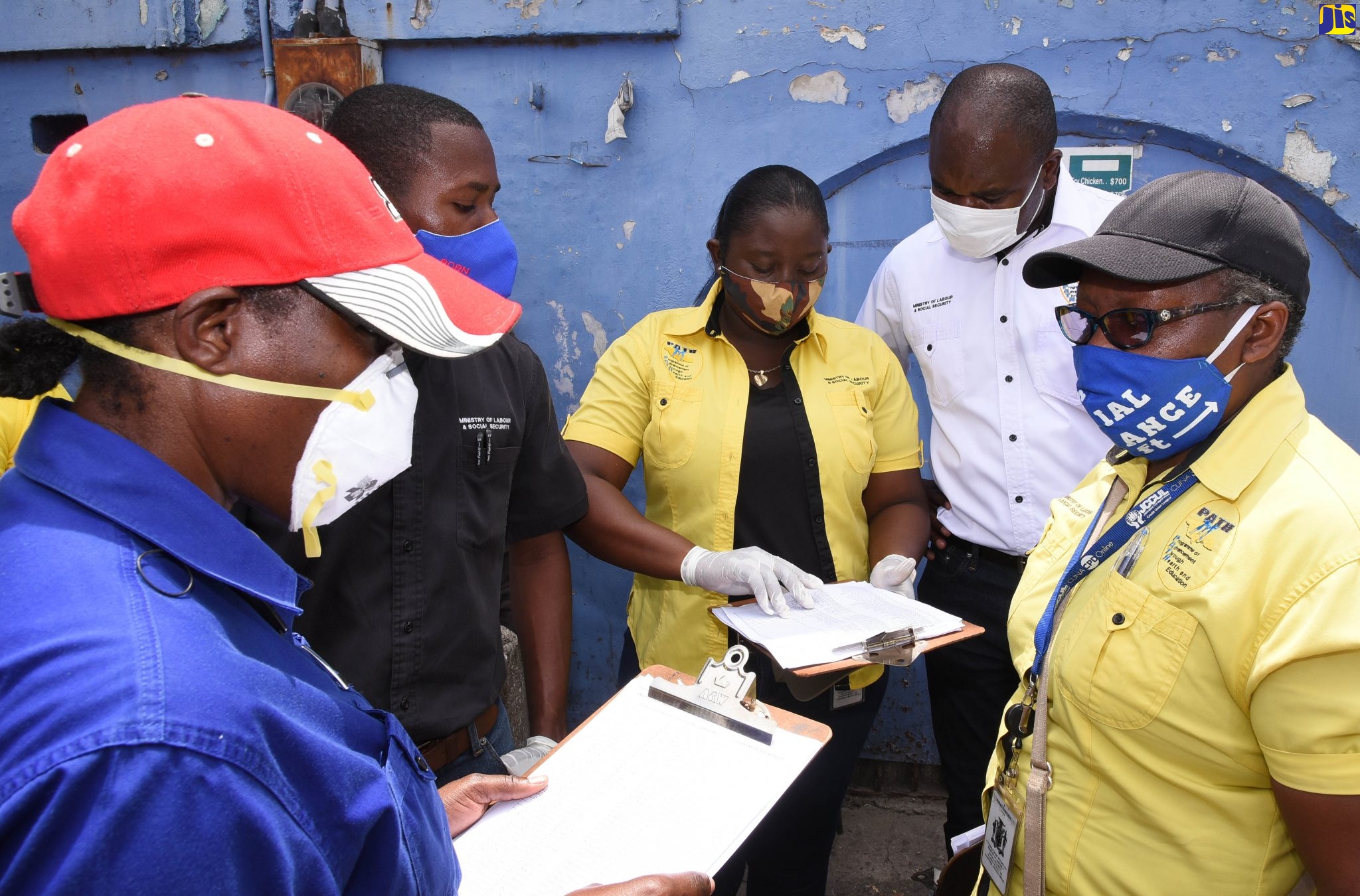 Labour Ministry Satisfied With Distribution Of Relief Items To St. Mary Communities