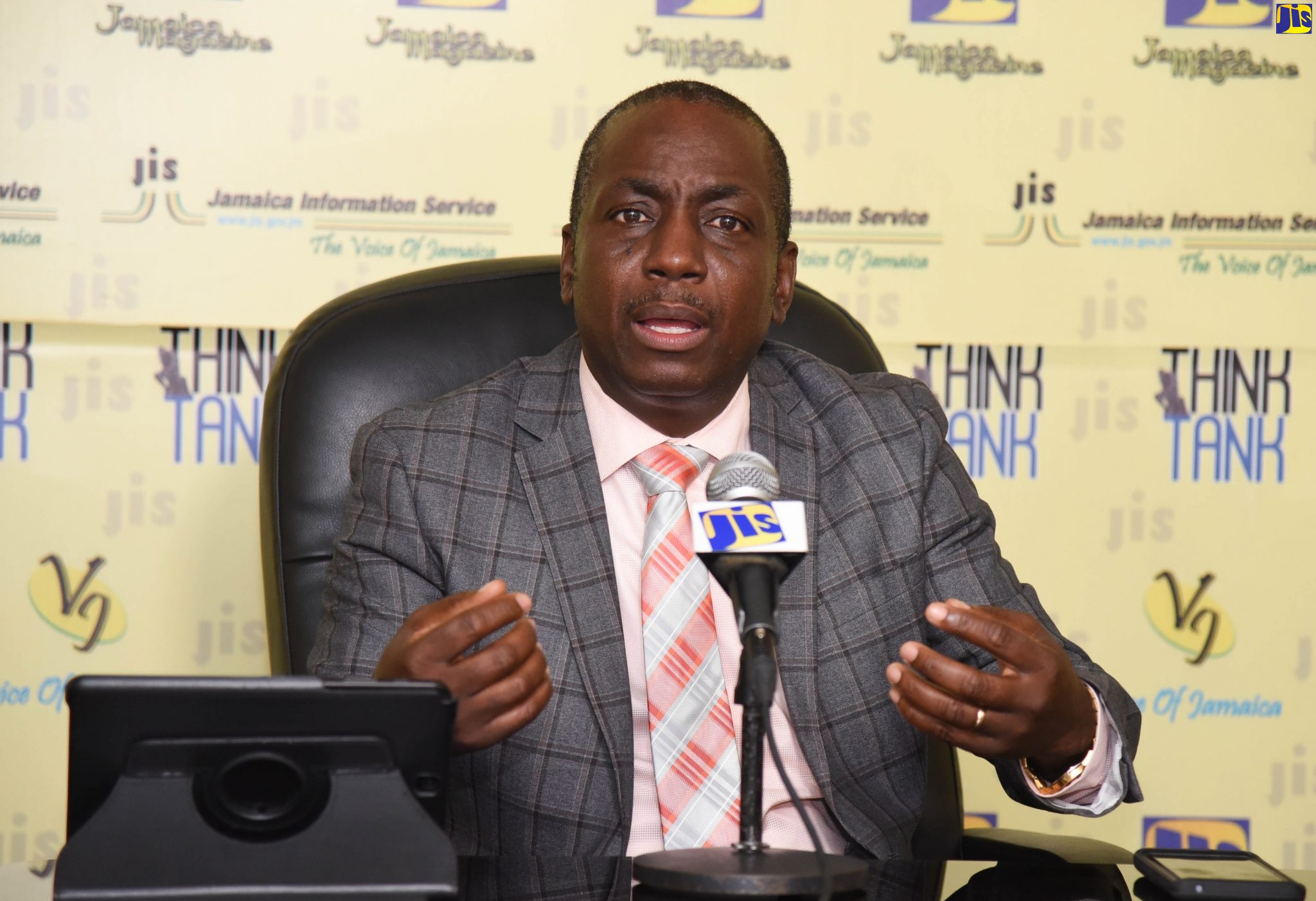 Executive Director of the National Solid Waste Management Authority (NSWMA), Audley Gordon, emphasises a point at a recent Jamaica Information Service (JIS) ‘Think Tank.