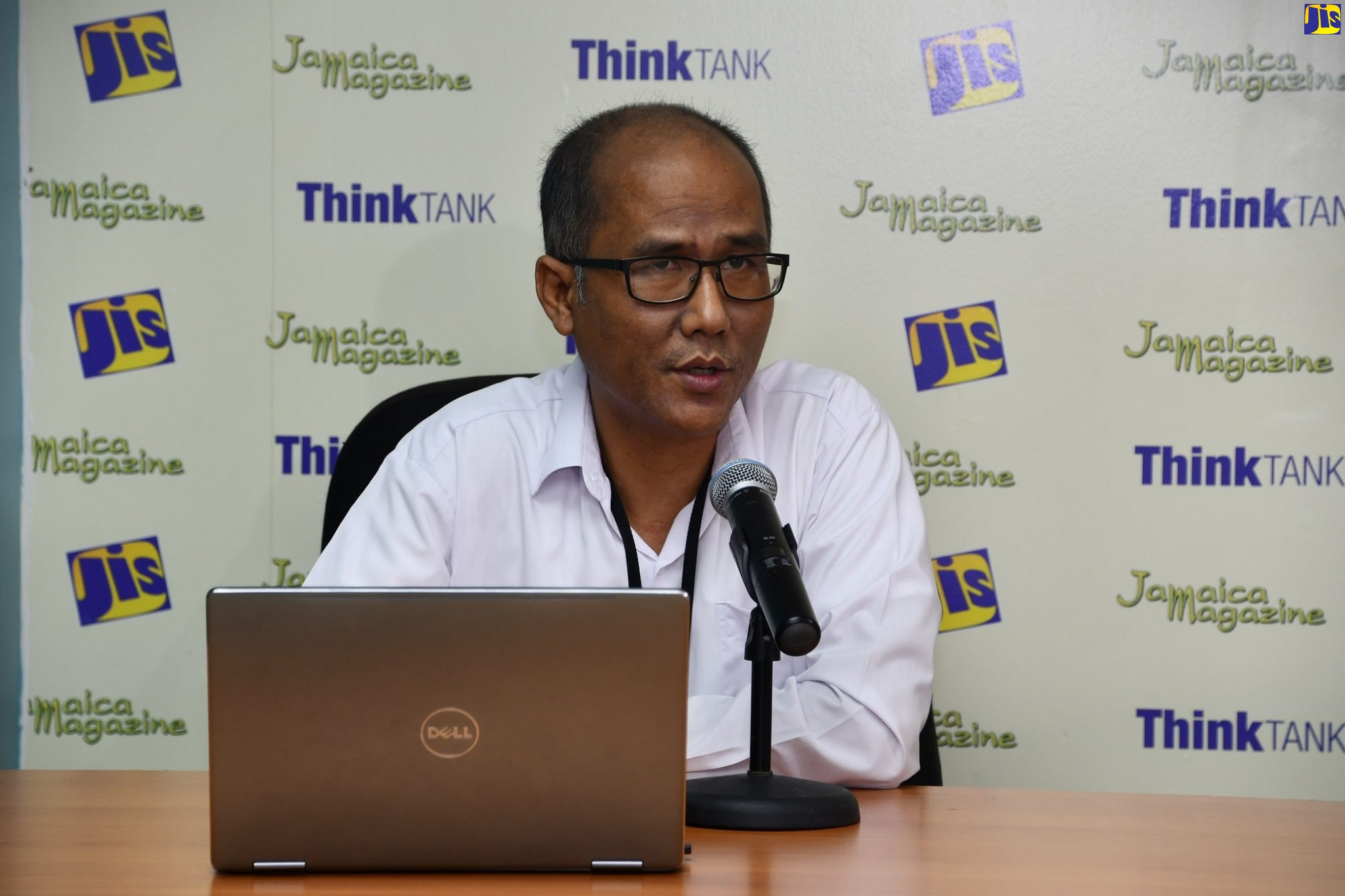 Regional Medical Epidemiologist, Western Regional Health Authority (WRHA), Dr. Maung Aung, addresses a recent Think Tank at the Jamaica Information Service (JIS) Regional Office in Montego Bay, St. James.