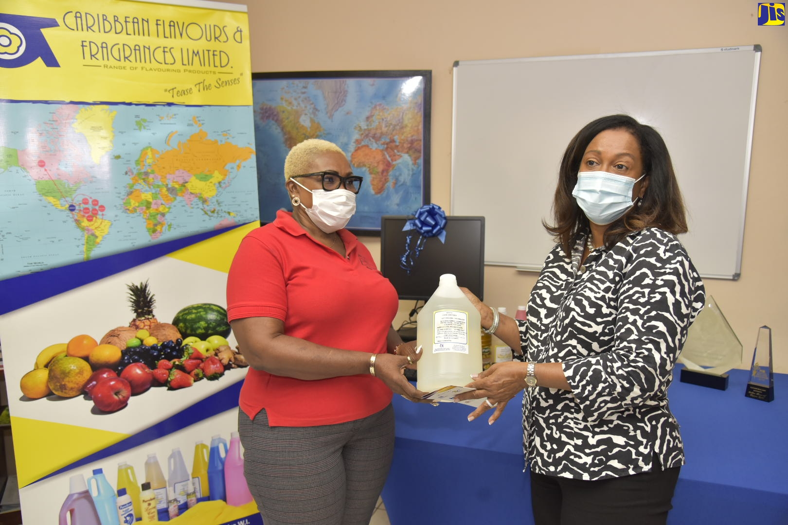 Civil Servants of The Year Hand Over Equipment and Educational Items to Basic School