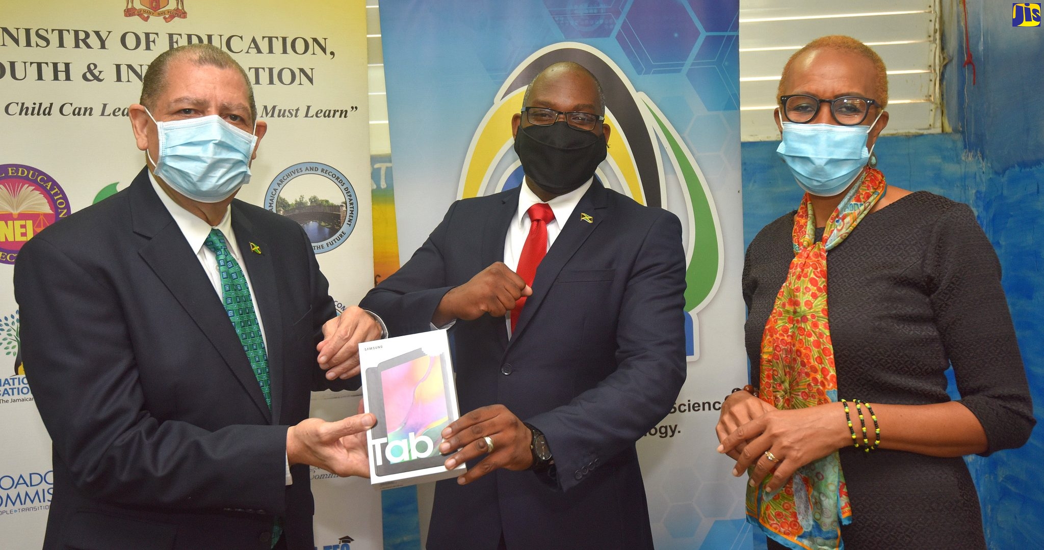 Tablets Handed Over to Christiana Leased Primary School