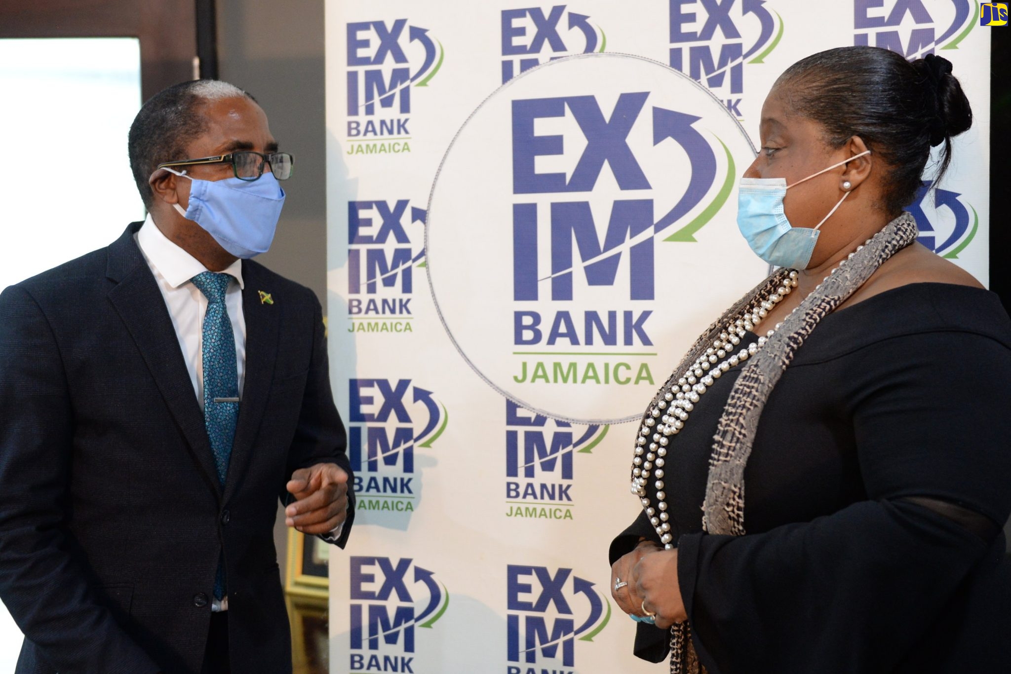 Gov’t Working to Resolve Banking Issues Affecting Medical Cannabis Sector