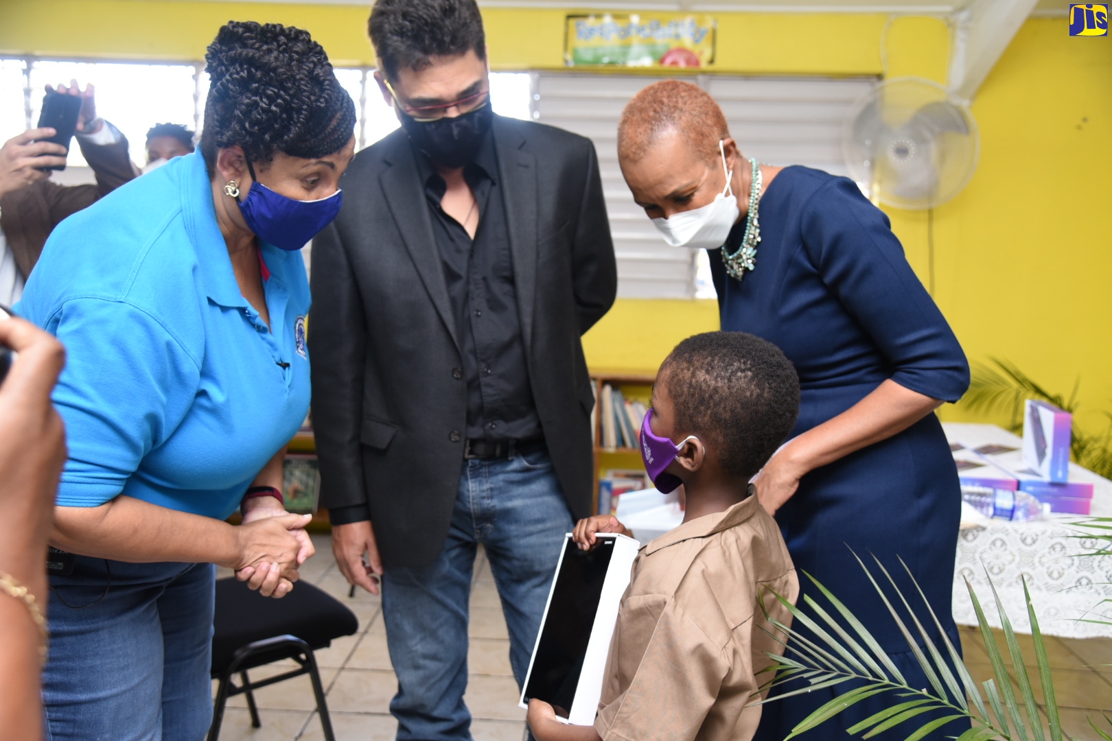 John Mills Primary And Infant Gets 50 Tablets