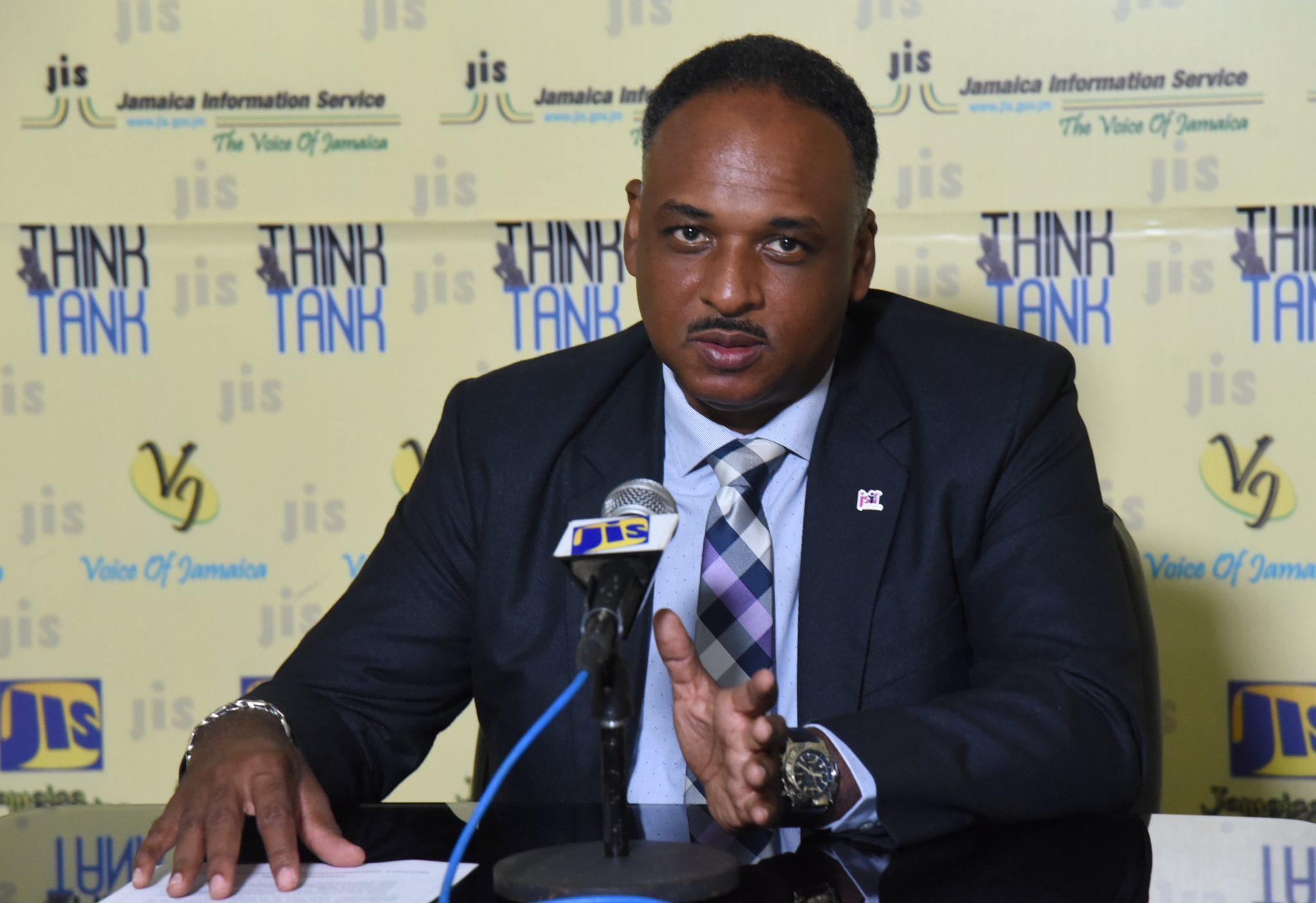  Jamaica Social Investment Fund (JSIF) Managing Director, Omar Sweeney, speaking during a recent Jamaica Information Service (JIS) 'Think Tank' at the agency's head office in Kingston.
