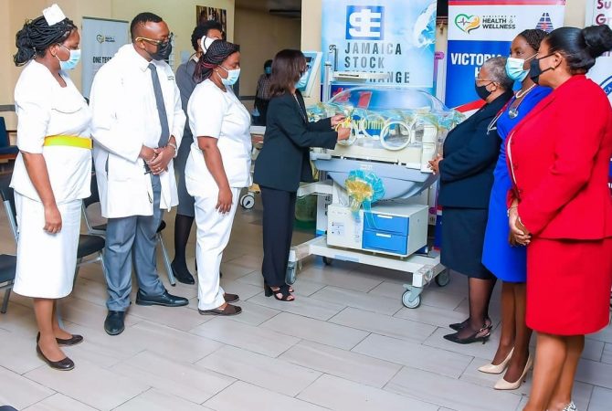 Jamaica Stock Exchange Donates Incubator To Victoria Jubilee Hospital Jamaica Information Service