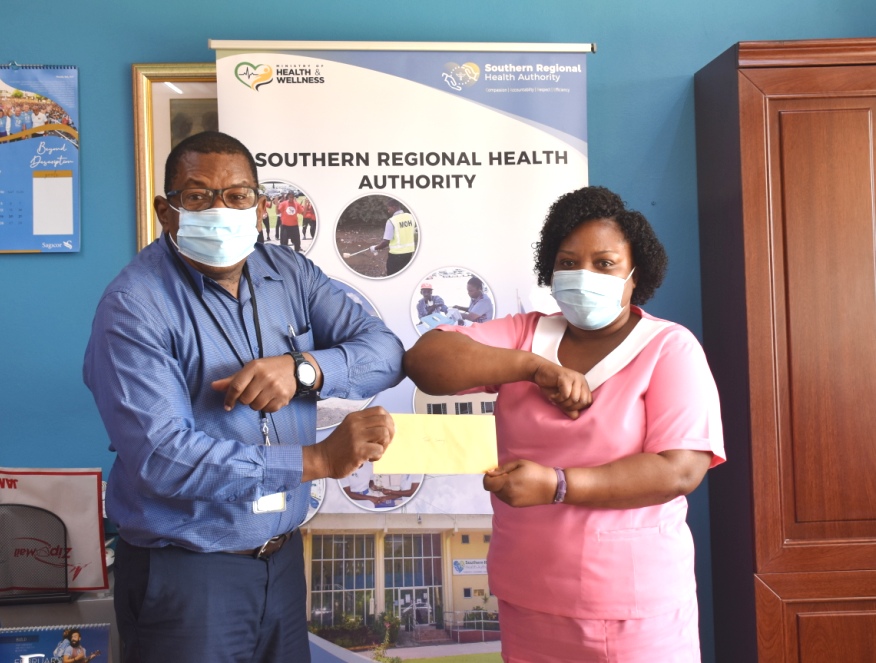 Front-line Health Care Workers Gifted With US$25,000 by Philanthropist Beverly Nichols