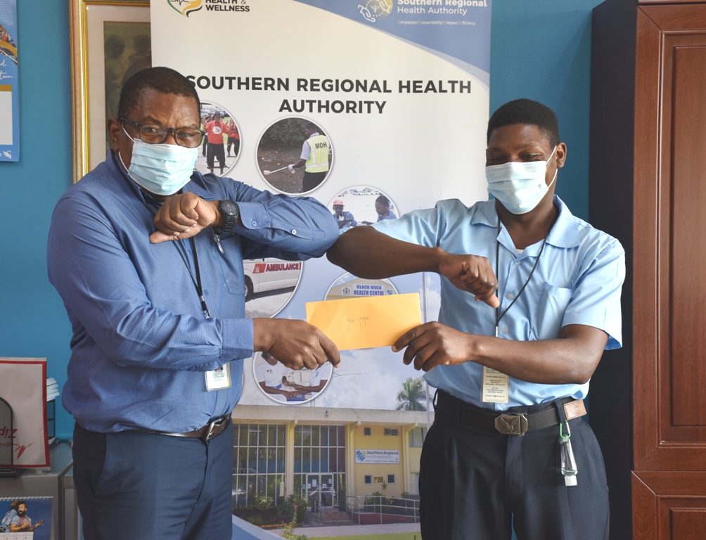 Front-line Health Care Workers Gifted With US$25,000 by Philanthropist Beverly Nichols