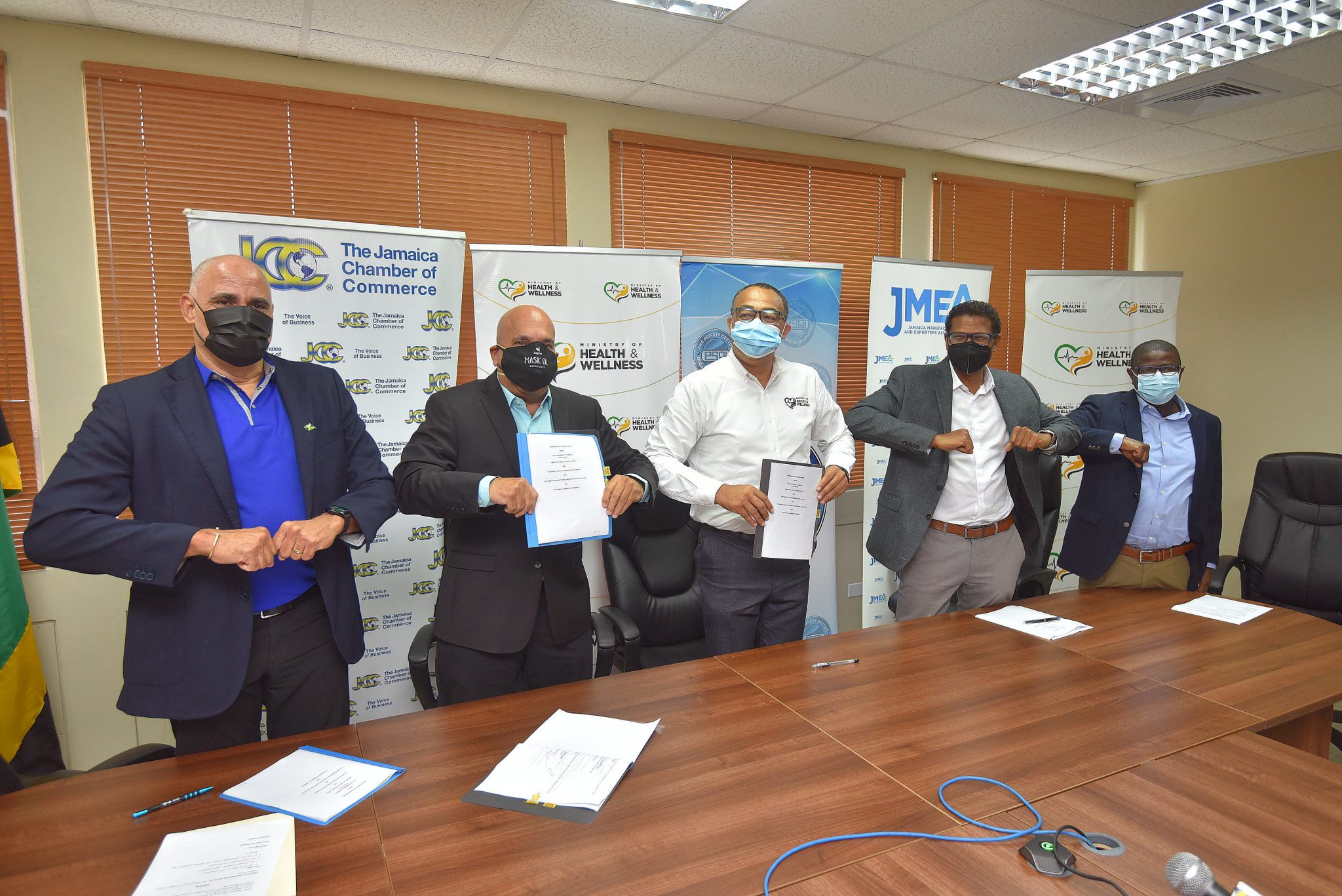 Gov’t Partners With Private Sector To Accelerate Access To COVID-19 Vaccines