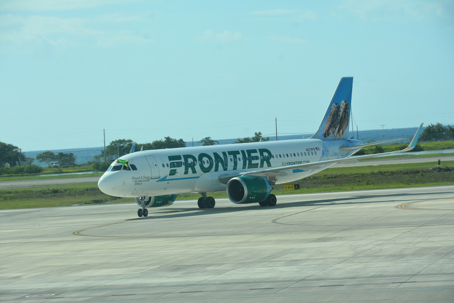 Jamaica Welcomes Frontier Airlines’ Weekly Flights