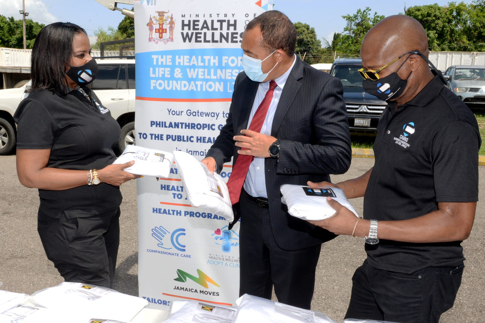 Health Ministry Gets Donation Of Beds, Sheets