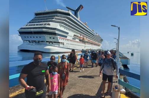 A group of tourists after their arrival to Jamaica on the Carnival Sunrise cruise ship in Ocho Rios, St. Ann.