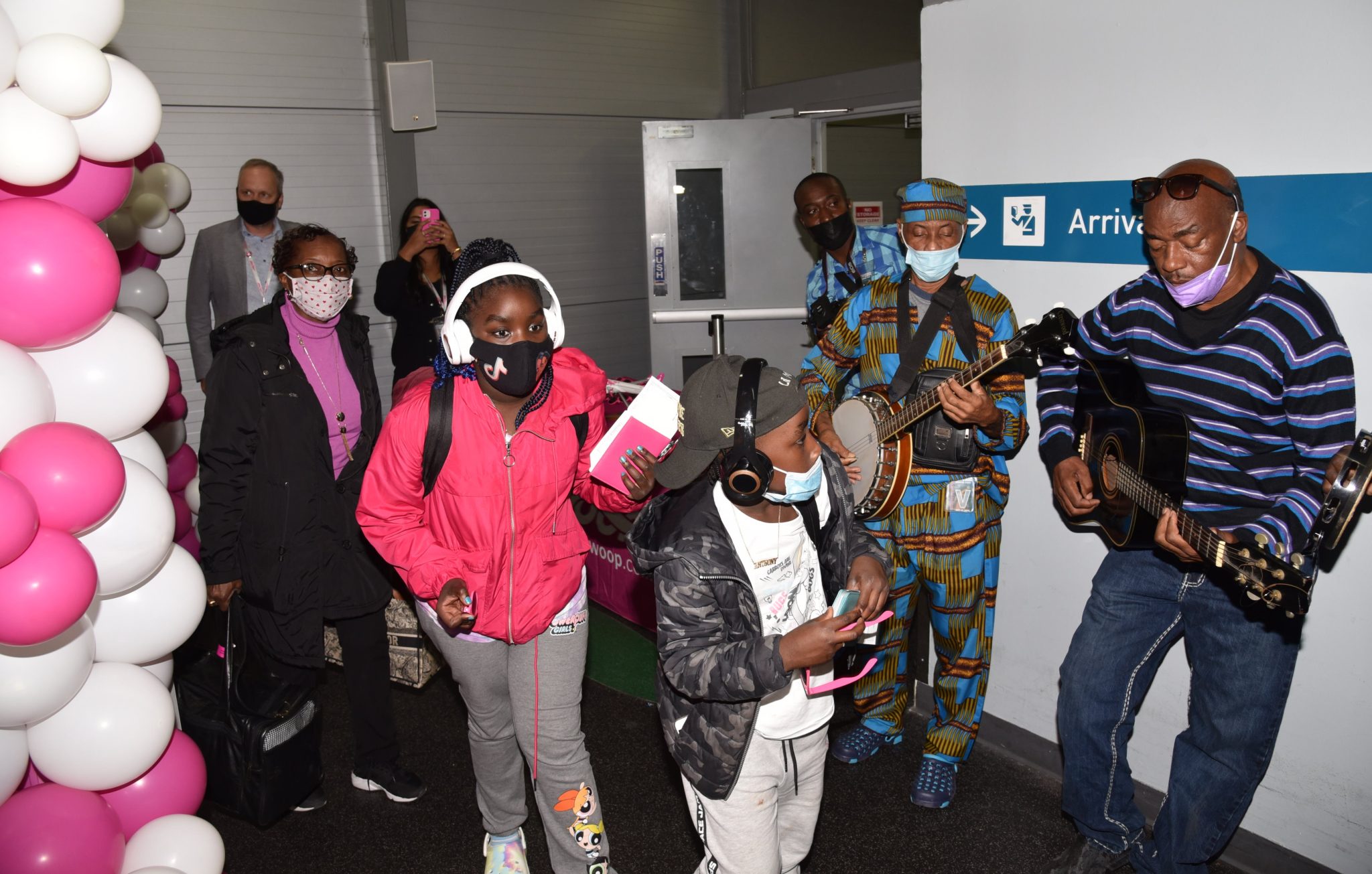 Canadian Airline Expands Service To Jamaica