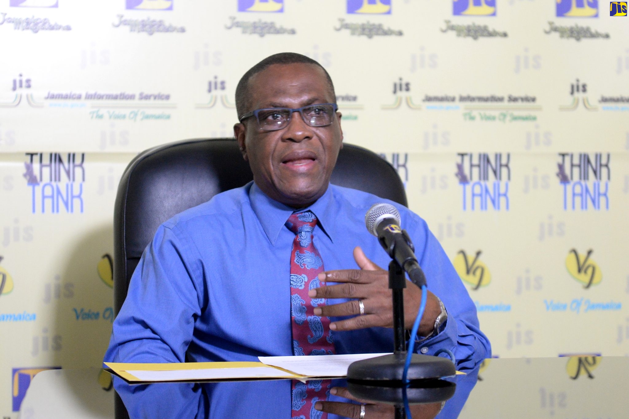 Deputy Director of Elections, with responsibility for Field Operations, Earl Simpson, speaks at a recent JIS ‘Think Tank’.