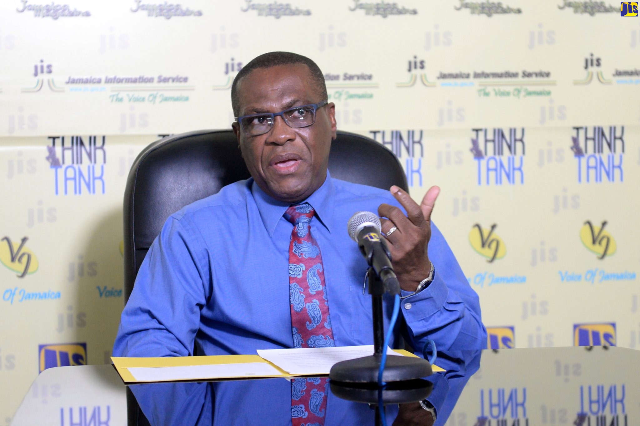 Deputy Director of Elections with responsibility for Field Operations, Earl Simpson, addresses a JIS ‘Think Tank’, on January 14.
He said the Electoral Office of Jamaica is seeking to restart its voter Identification card renewal and distribution in communities across the island.
