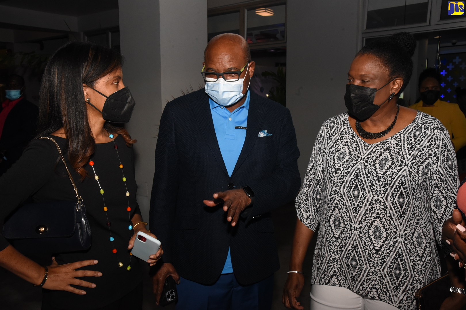 Use Coffee To Bring More Visitors To Jamaica – Minister Bartlett