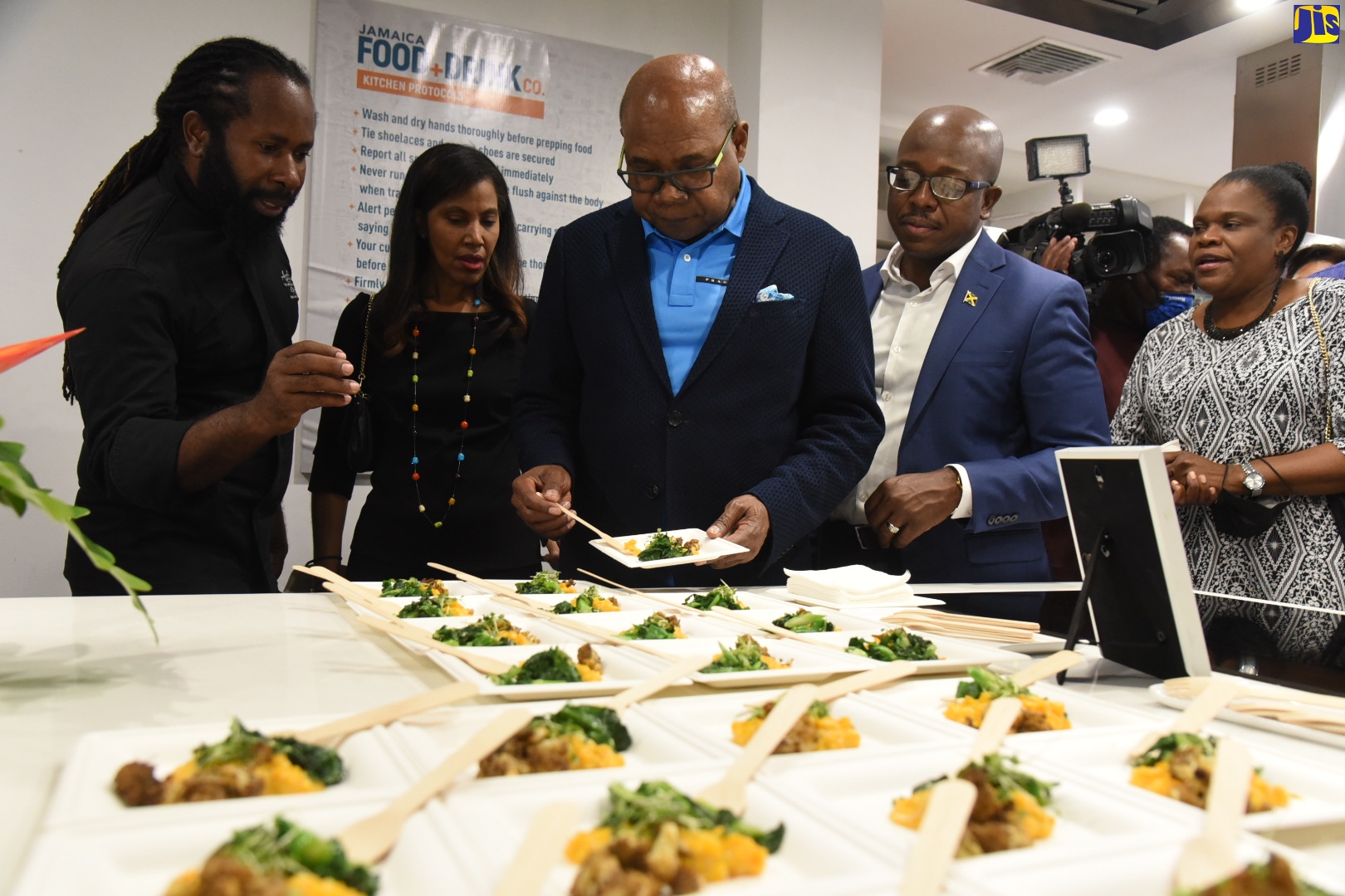 Use Coffee To Bring More Visitors To Jamaica – Minister Bartlett