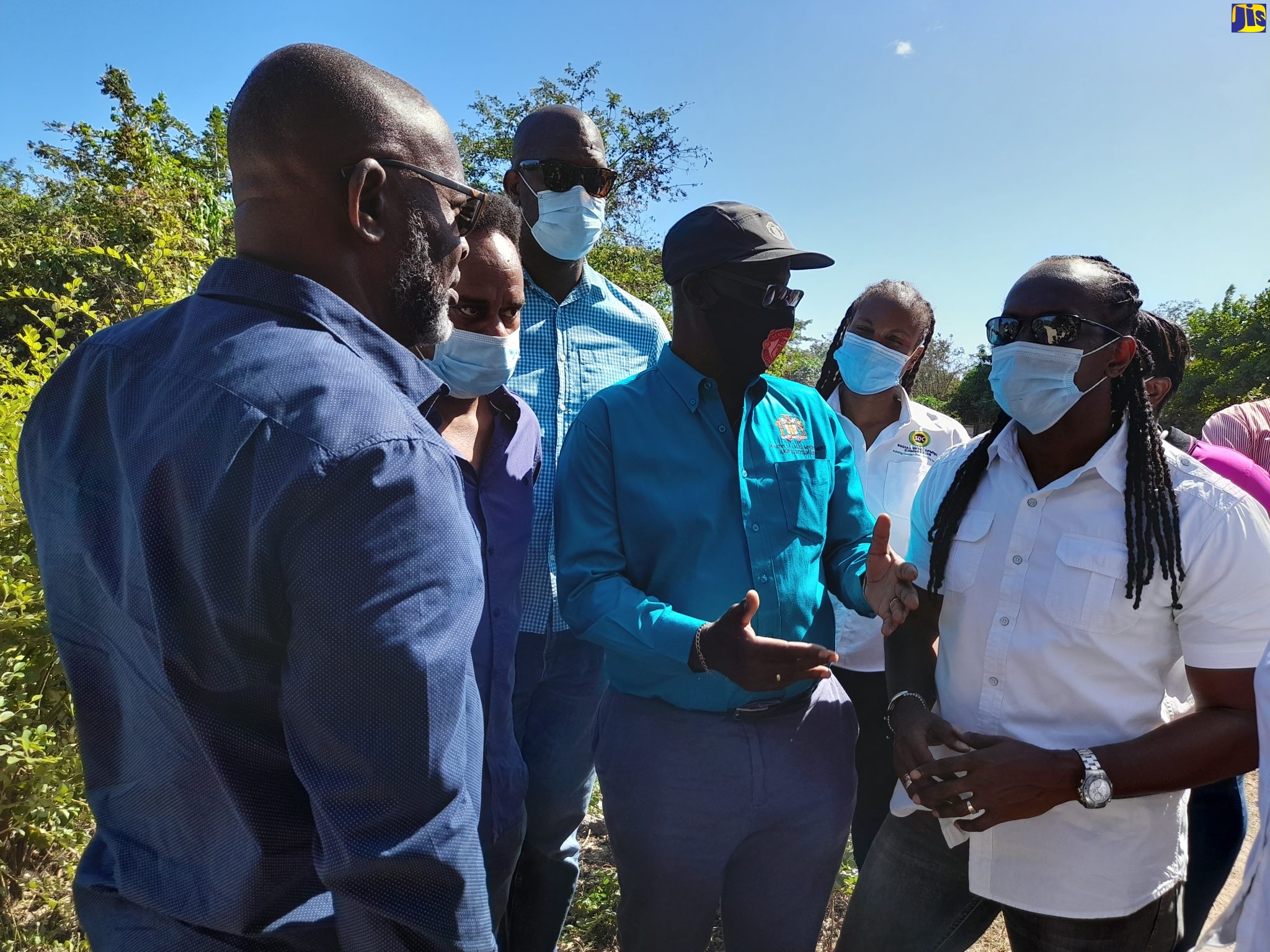 Minister McKenzie Tours Site for the new Market in Portmore