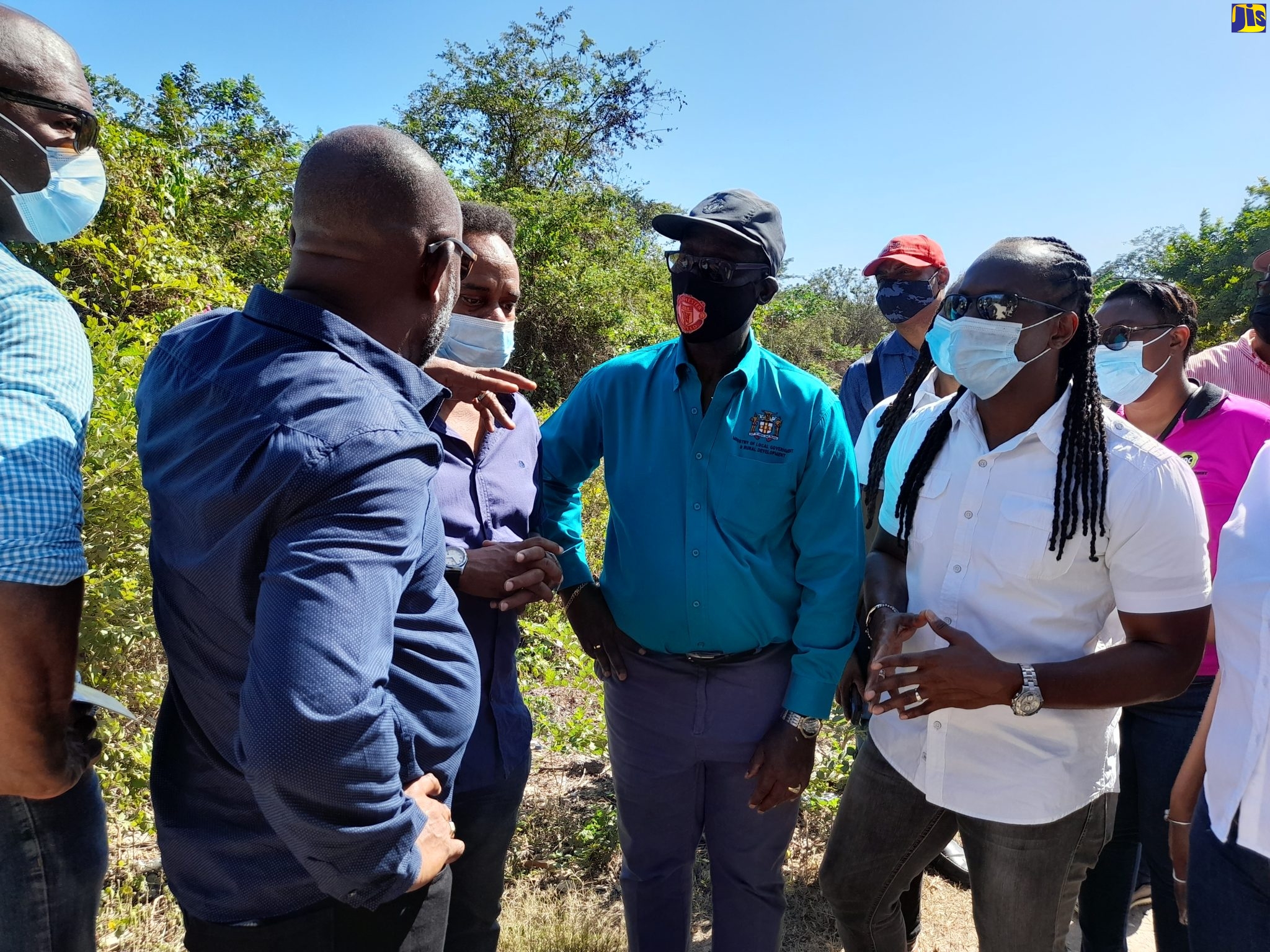 Minister McKenzie Tours Site for the new Market in Portmore