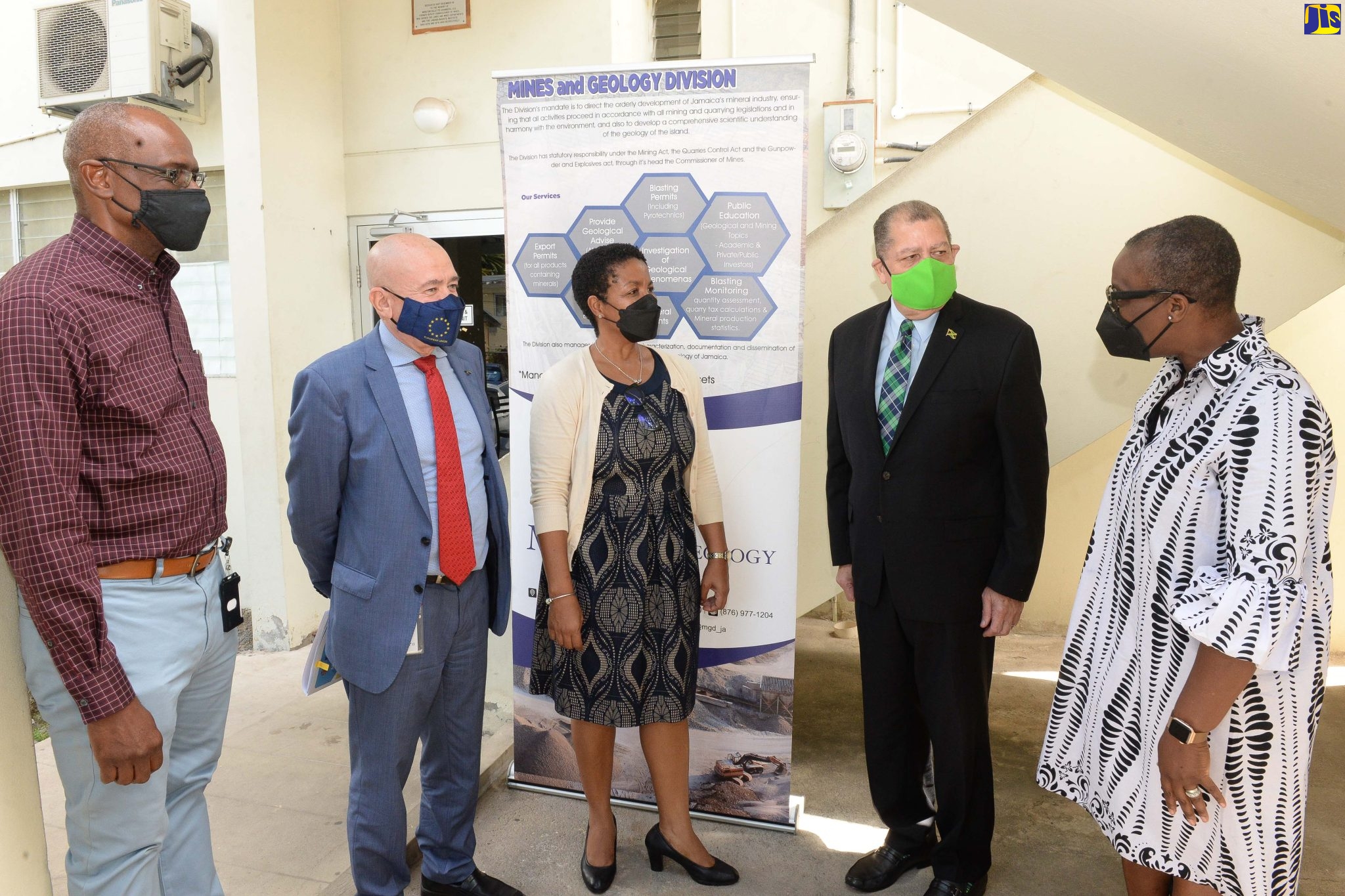 Minister of Transport and Mining, Hon. Audley Shaw (second right), in dialogue with (from left) Deputy Commissioner of Mines, Leighton Williams; Head of Corporation Secretariat, European Union Aniceto Rodriguez Ruiz;  Deputy Commissioner of Mines, Stacey Plummer and Representative, United Nations Development Programme, Multi-Country Office, Denise Antonio, at the Launch of the Jamaican Mining Cadastre (JAMINCAD) at the Mines and Geology Division, Hope Gardens, on Friday (March 11).