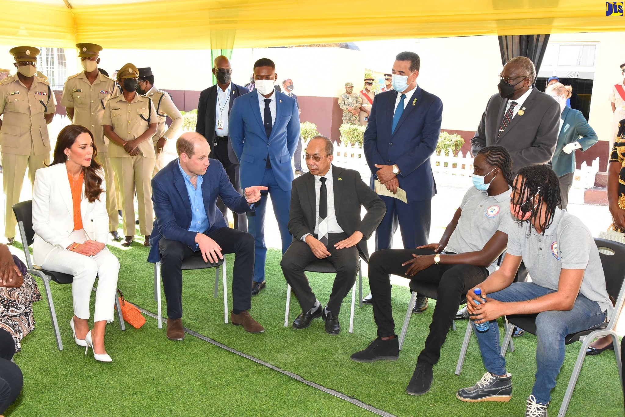 PHOTOS: The Duke And Duchess Of Cambridge At CMTTI In St. James