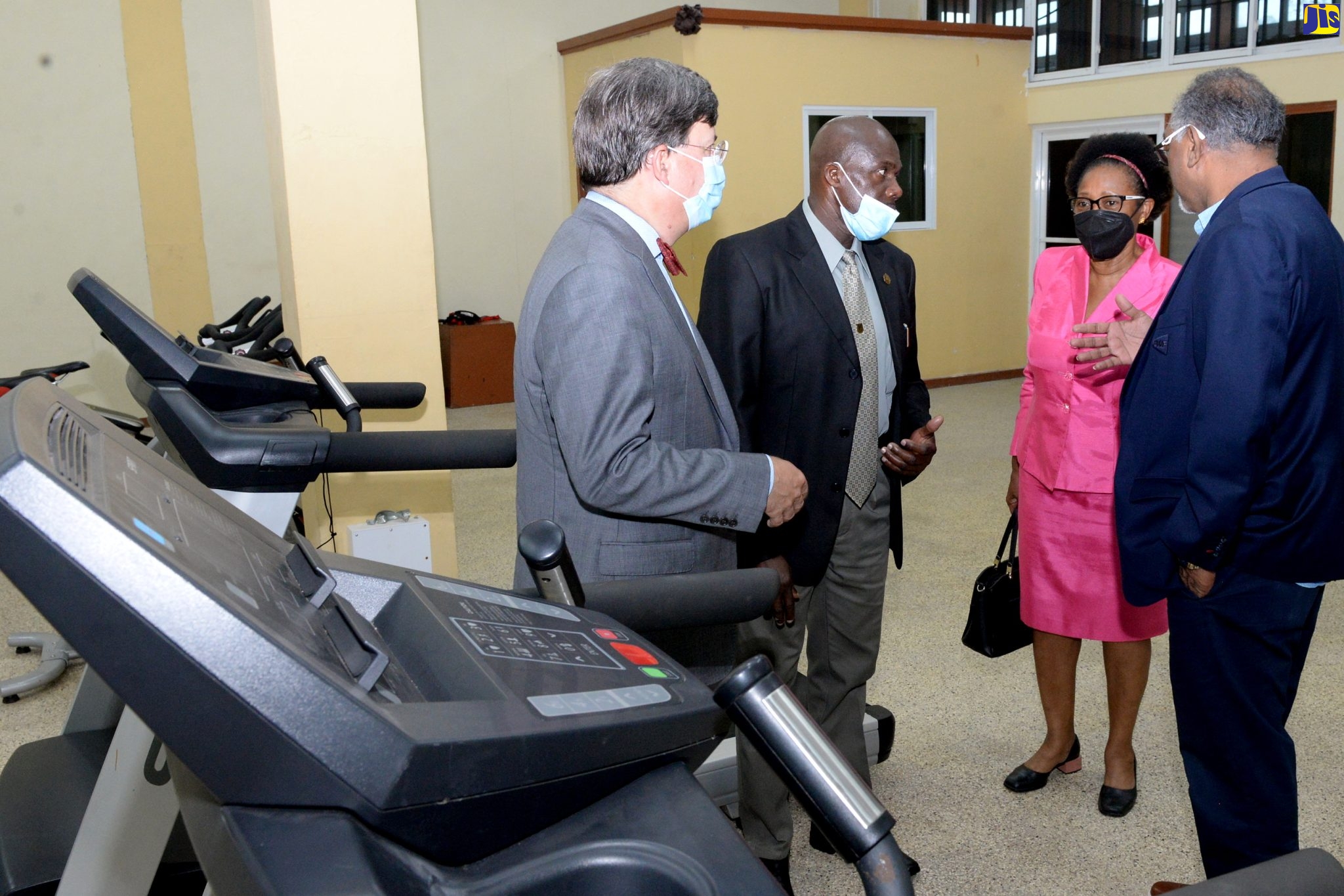 Chairman, G.C. Foster College of Physical Education and Sport, Vishwanauth Tolan (right), in conversation with (from (left) Professor and Chairman of the Montefiore University Hospital/Albert Einstein Medical School in the United States, Dr. Matthew Bartels; Vice Principal, Academic Affairs, G.C. Foster College, Gibbs Williams; and Consultant, Ministry of Culture, Gender, Entertainment and Sport, Florette Blackwood. Dr. Bartels was on a tour of the St. Catherine-based college on Tuesday (March 29). 