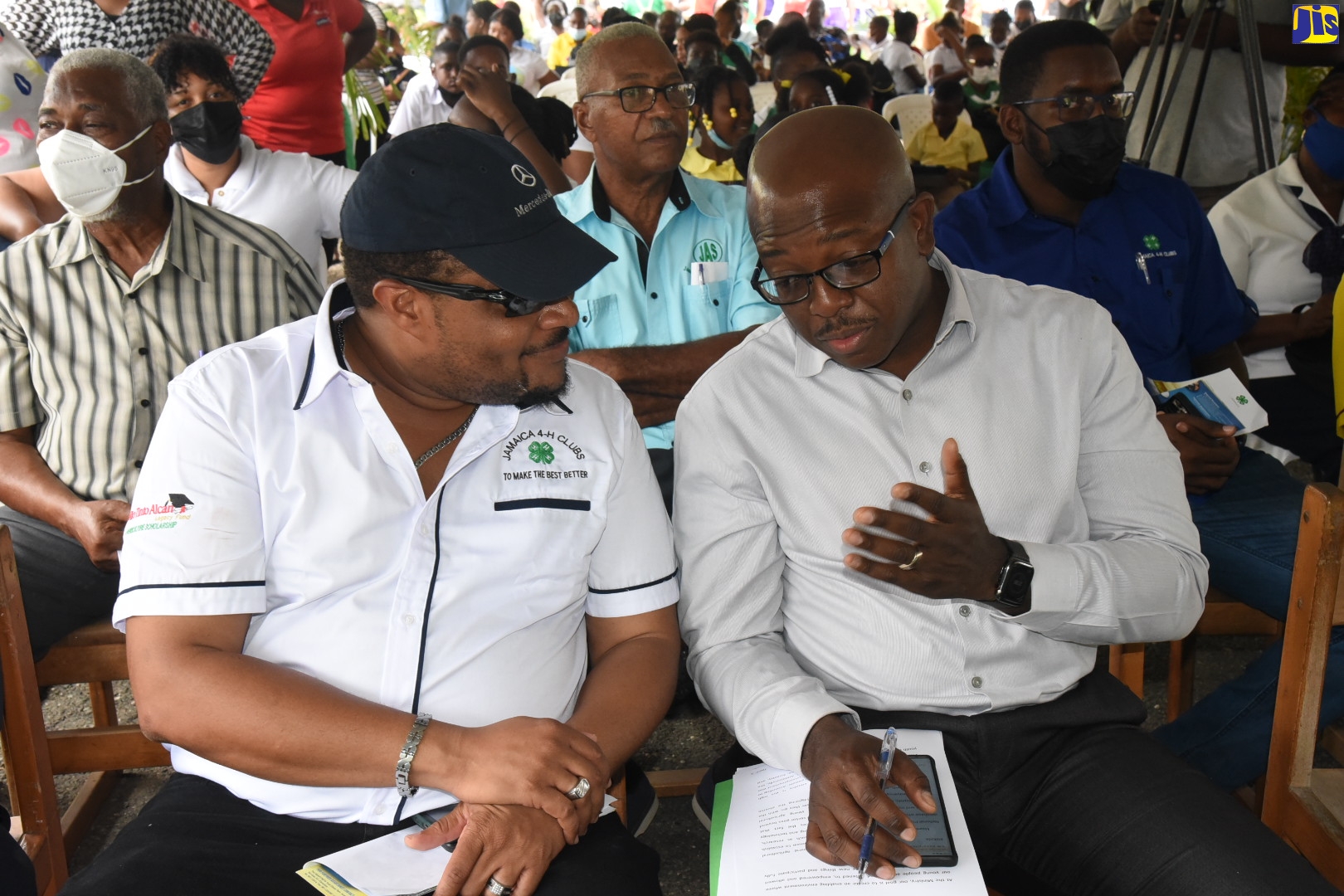 Agriculture Minister Lauds 4-H Clubs