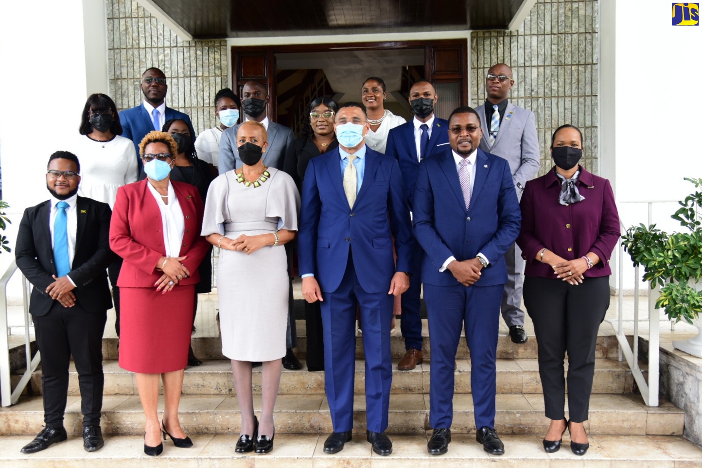Prime Minister, the Most Hon. Andrew Holness (third right, front row) and Minister of Education and Youth, Hon. Fayval Williams (third left, front row), share a photo opportunity with members of the 2021/23 Youth Advisory Council of Jamaica (YACJ), at the installation ceremony held at Jamaica House in Kingston, recently. They are joined by (from second left, front row), Acting Permanent Secretary in the Education Ministry, Maureen Dwyer; Minister without Portfolio in the Office of the Prime Minister, Hon. Robert Morgan; and Acting Chief Education Officer, Dr. Kasan Troupe.