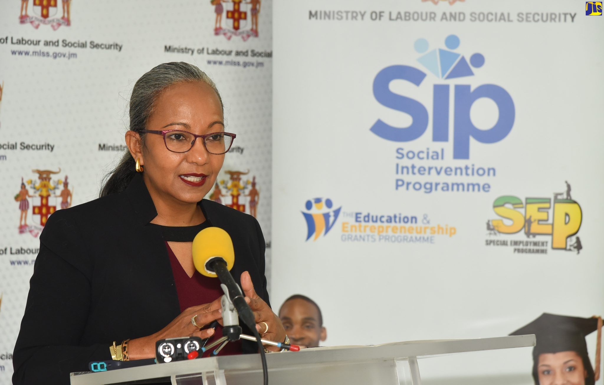 Female Domestic Workers Receive Small Business Grants