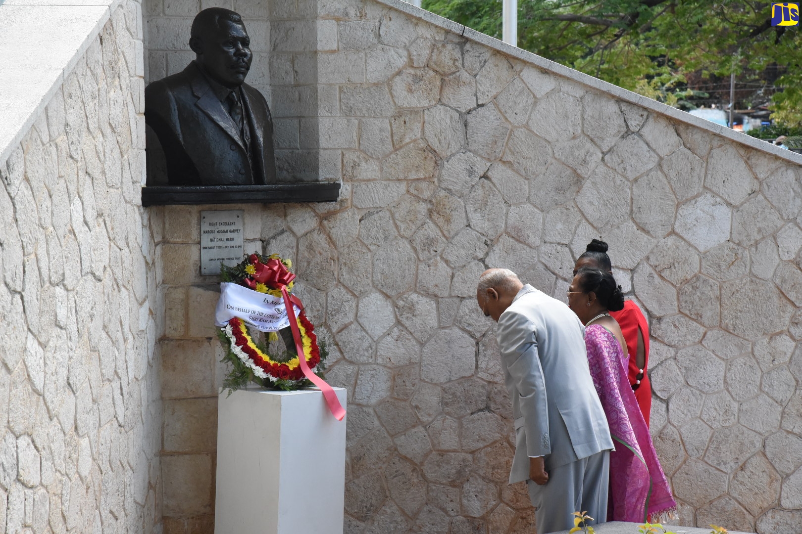 PHOTOS: Indian President Kovind Lays Floral Tribute At Garvey’s Shrine