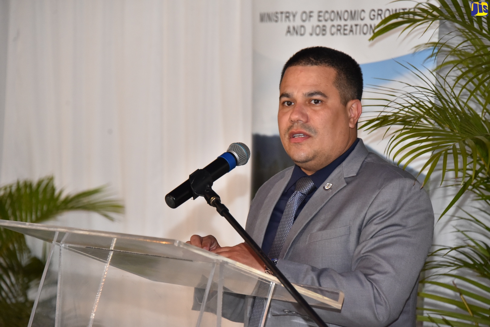 Minister without Portfolio in the Ministry of Economic Growth and Job Creation, Senator the Hon. Matthew Samuda, speaks at this year’s staging of ‘Uncut Conversations on Climate Change’ on Thursday (May 5) at The Terra Nova All-Suite Hotel in Kingston.