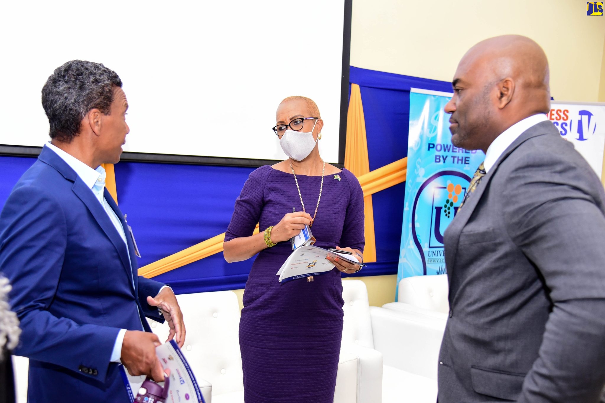 Construction Advanced Under National Broadband Initiative