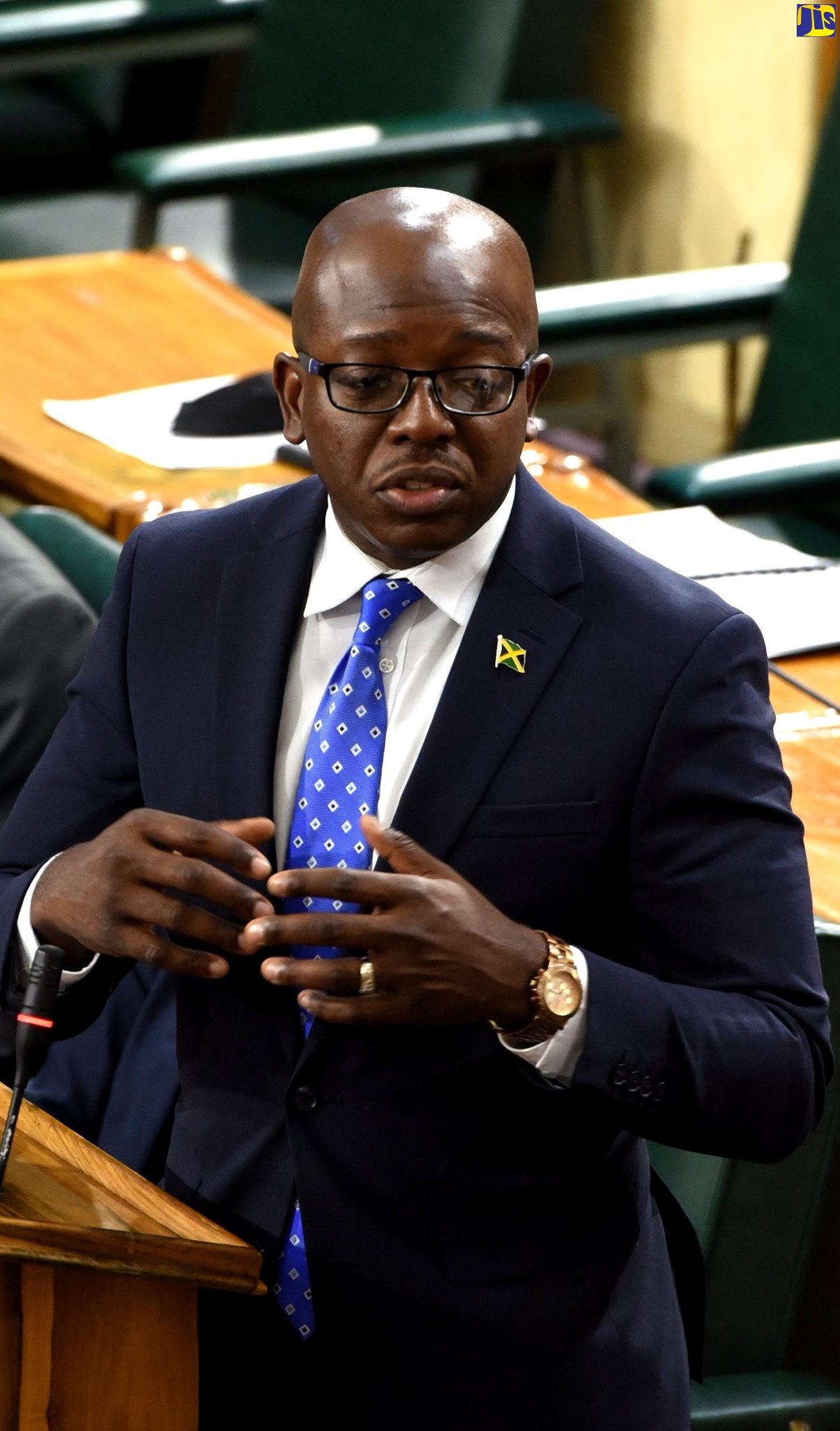 Jamaica’s agriculture sector is slated to benefit from millions of dollars in support to bolster food security by strengthening the country’s agricultural output and improving sustainability and resilience within the sector.
The initiatives, to be implemented through partnership with the Food and Agriculture Organization (FAO), include a $38-million Food Loss and Waste (FLW) Reduction programme that will focus on strengthening food value chain operations.
It is part of strategic food security actions for the new fiscal year.
“That will speak to a strategy for reducing food losses along value chains, supporting our farmers to reduce post-harvest losses, and extending produce shelf-life to ensure enhanced farm and household cash inflows,” said Agriculture and Fisheries Minister, Hon. Pearnel Charles Jr. 
He was making his contribution to the 2022/23 Sectoral Debate in the House of Representatives on Tuesday (May 17).
The Ministry will also be collaborating with the FAO to undertake projects to improve phytosanitary, food safety and market access opportunities along the hot pepper value chain, with funding of $152 million, and improve rural livelihoods through resilient agri-food systems, at a cost of $152 million.
The partnership will also include the $45-million Rocky Point Fishing Beach Improvement Project to include provision of landing equipment, fish cleaning and storage facilities, mangrove protection, as well as training for users, and the identification of two technical projects valued at $37 million for implementation across the sector. 
(more)
Jamaica Gets…2
In the meantime, Minister Charles Jr. informed that under the South-South Cooperation Programme, which is a partnership with FAO, China and the Community of Latin American and Caribbean States (CELAC), Jamaica will benefit from a project valued at approximately US$2 million.
It is aimed at strengthening post coronavirus (COVID-19) recovery policies and programmes that facilitate better decision-making; promoting digitalisation and ecommerce strategies among farmers and small and medium-sized enterprises (SMEs); and providing inputs for digitalisation of rural areas and for participation in the United Nations’ 1,000 Digital Village Initiative as a post COVID-19 measure.
The Minister noted that the FAO has greatly assisted the sector with technical training, funding of programmes and initiatives, and its continued support in the upcoming year in key focus areas is in line with the organisation’s thrust to support food security in the region.