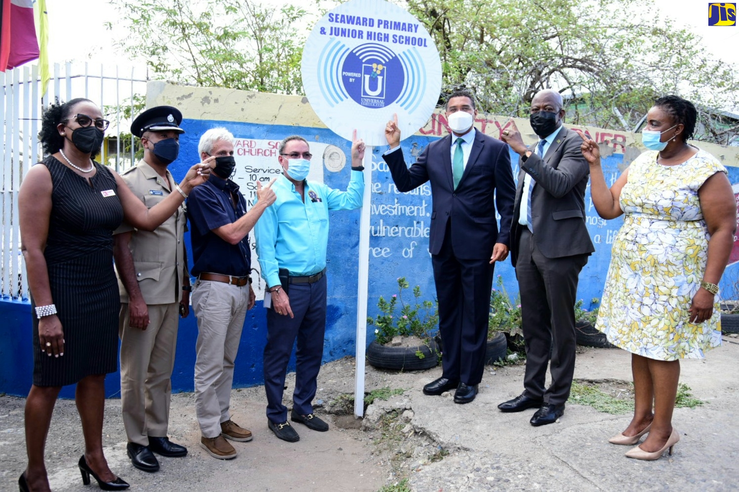 PM Unveils Free Wi-Fi For Olympic Way
