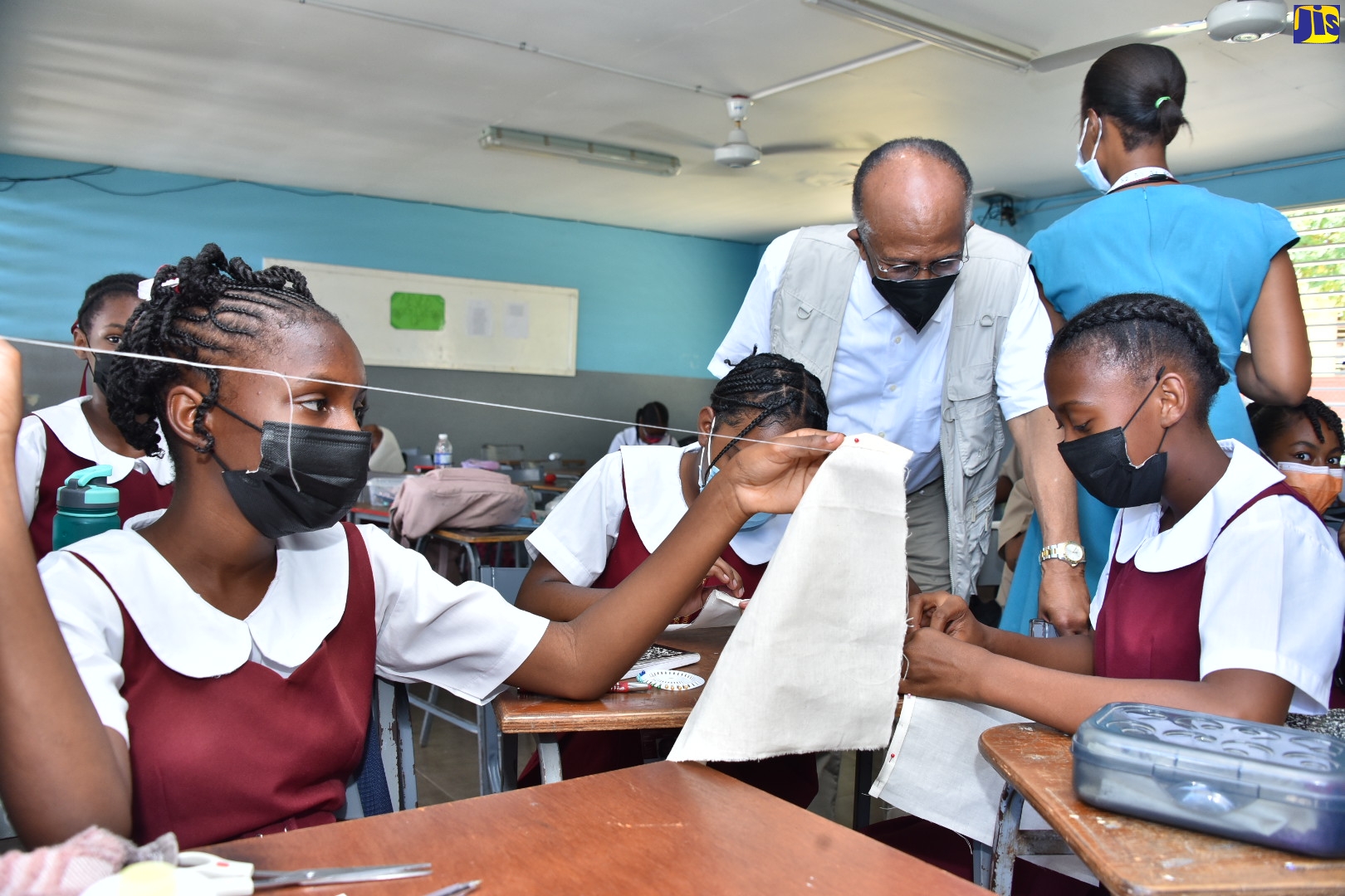 JETC Chairman Visits Schools