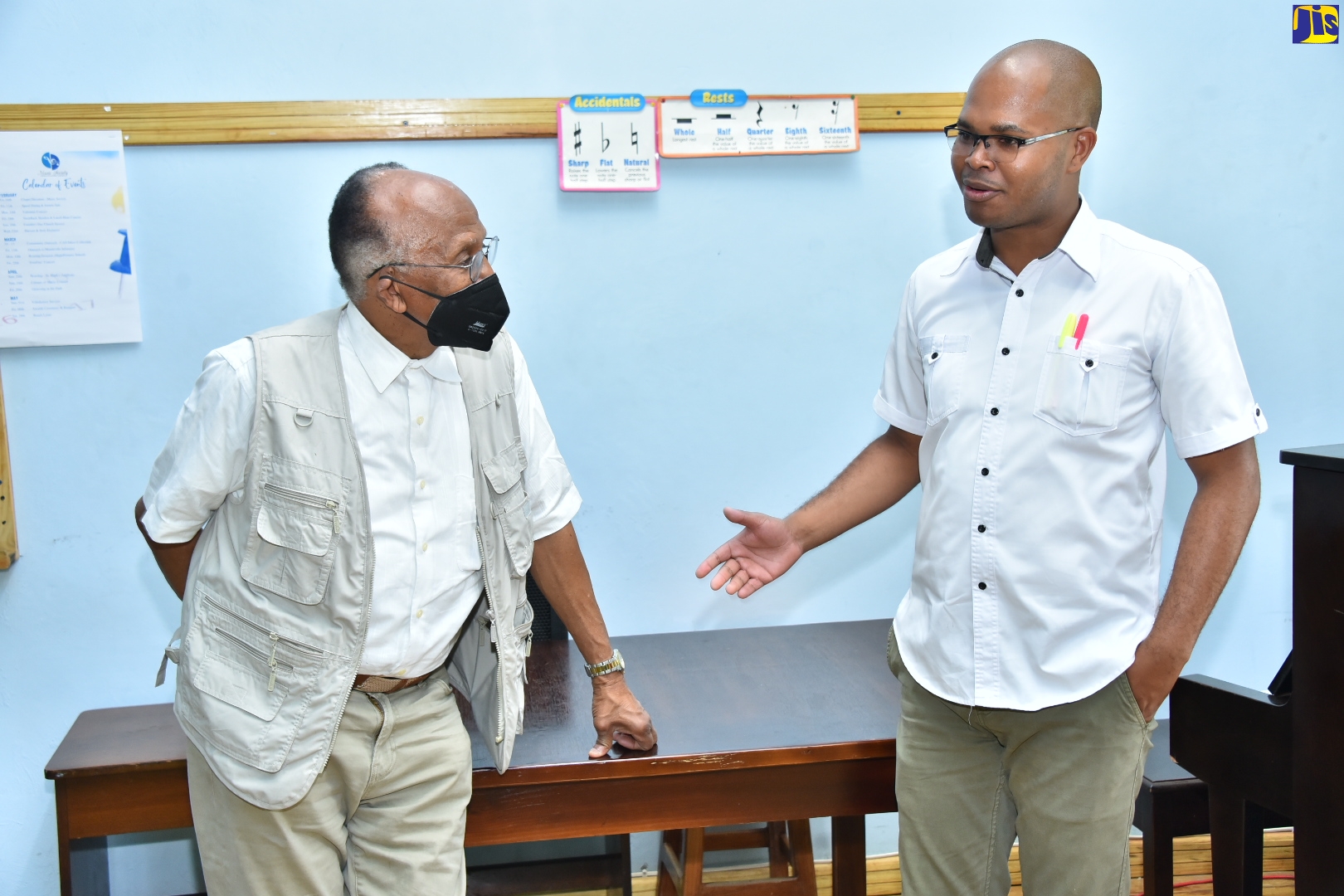 Chairman, Jamaica Education Transformation Commission (JETC), Professor Orlando Patterson (left), in discussion with Chairman, Academic Board for Music, Joint Board of Teacher Education (JBTE), Everton Clarke, during a recent visit to Church Teachers’ College in Mandeville, Manchester.