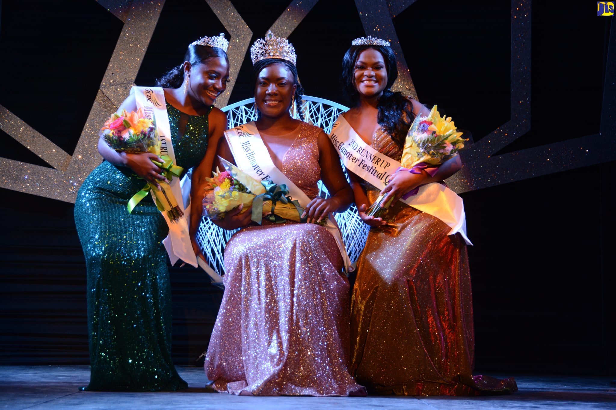 Medical Student, Maricka Shaw, Crowned 2022 Hanover Festival Queen