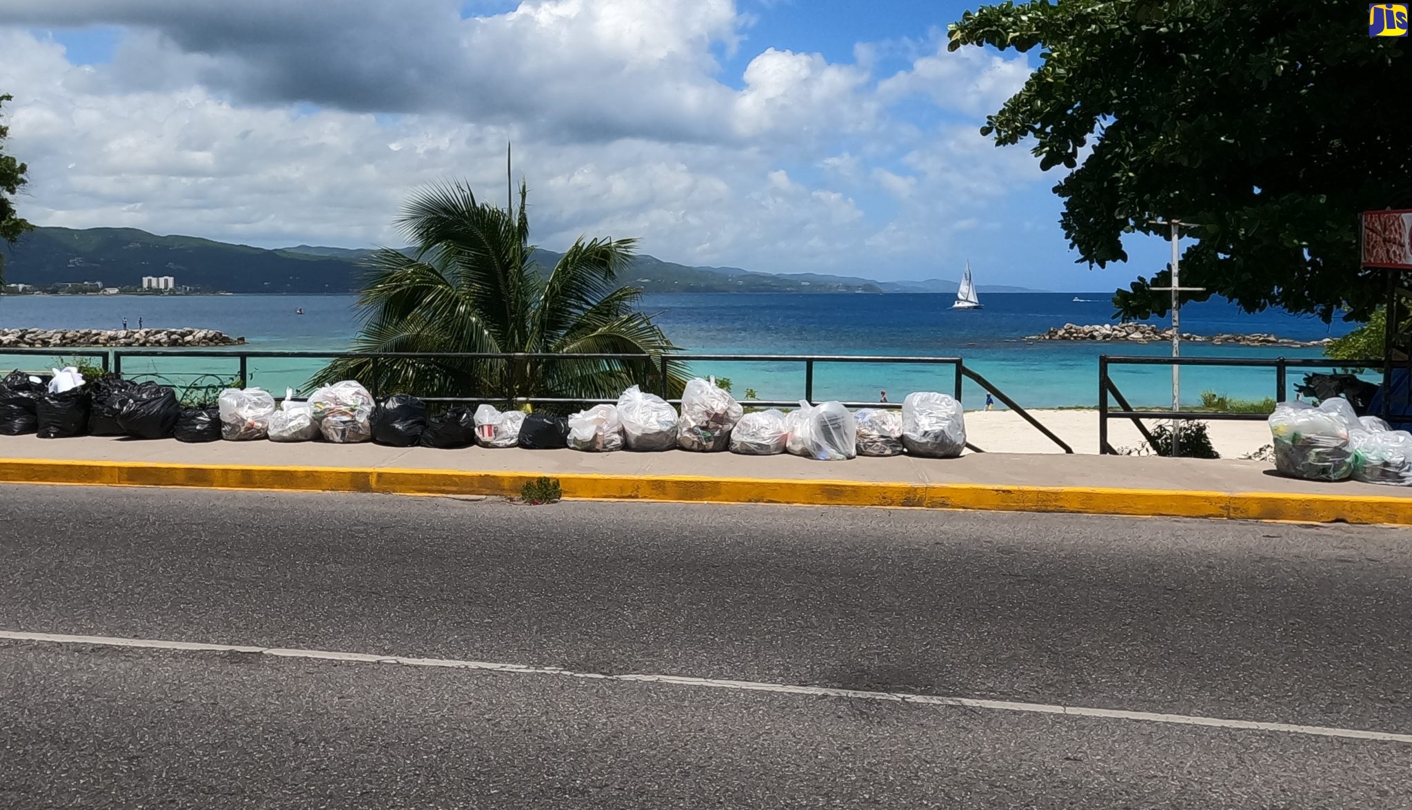 Big Clean-Up For Fisherman’s Beach On World Oceans Day