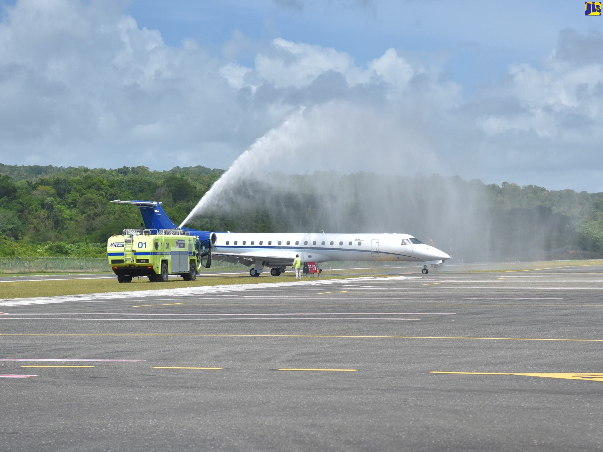 New Charter Service From Fort Lauderdale To IFIA