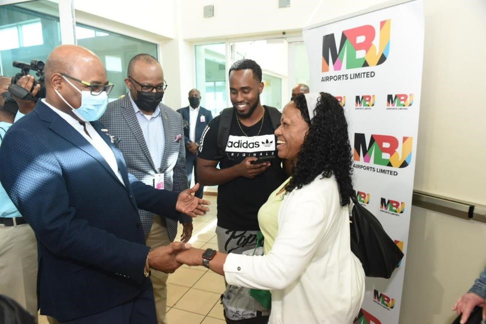 One-Millionth Stopover Visitor Milestone Shows Strength Of Recovery – Minister Bartlett
