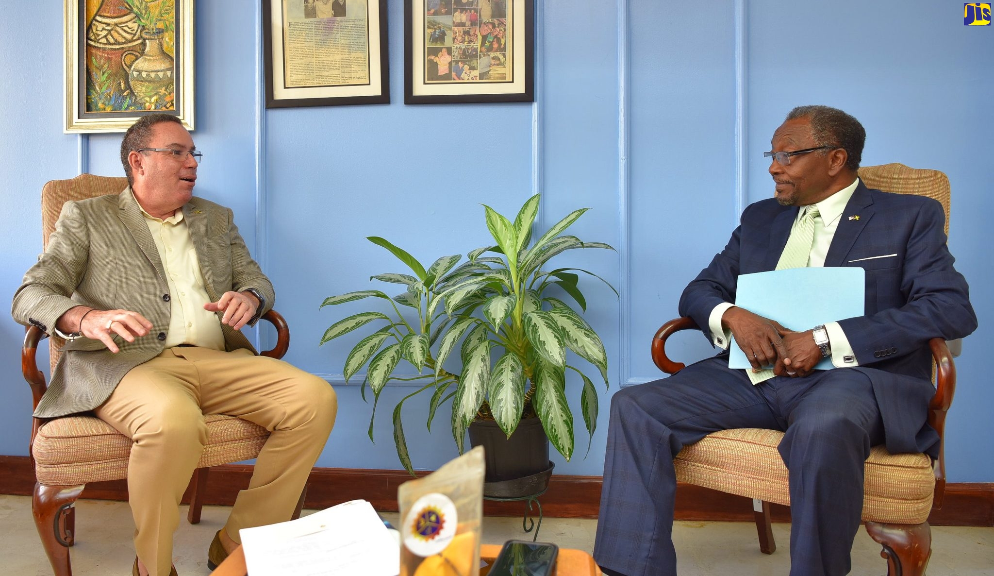 Minister of Science, Energy and Technology, Hon. Daryl Vaz (left), engages in conversation with United Sates Ambassador to Jamaica, Nick Perry. Occasion was a courtesy call by the Ambassador at the Ministry’s New Kingston offices on Friday, June 10.