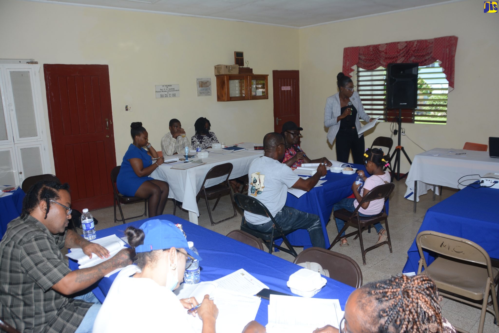 Shelter Managers Take Part in Refresher Course