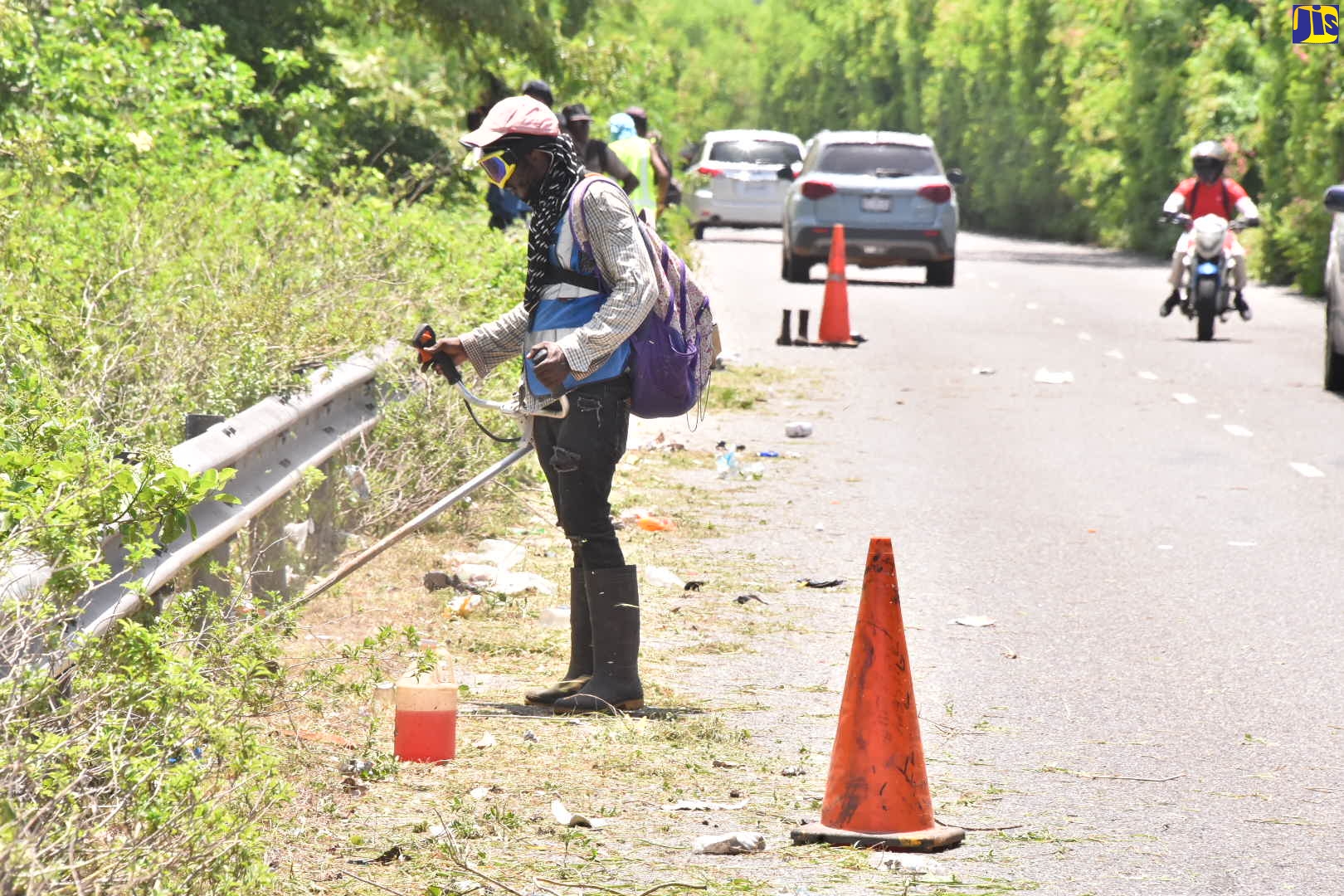 Major Clean-Up Exercise Along Dyke Road