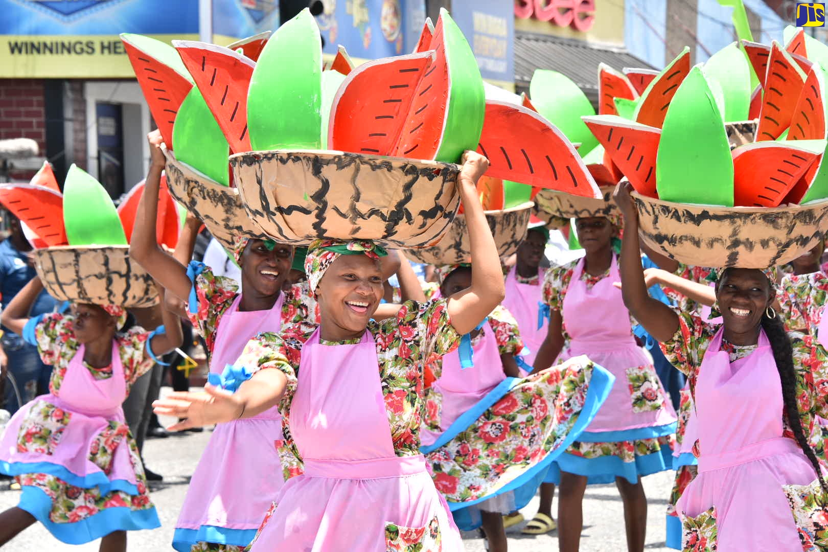 PHOTOS: Jamaica 60 Float Parade