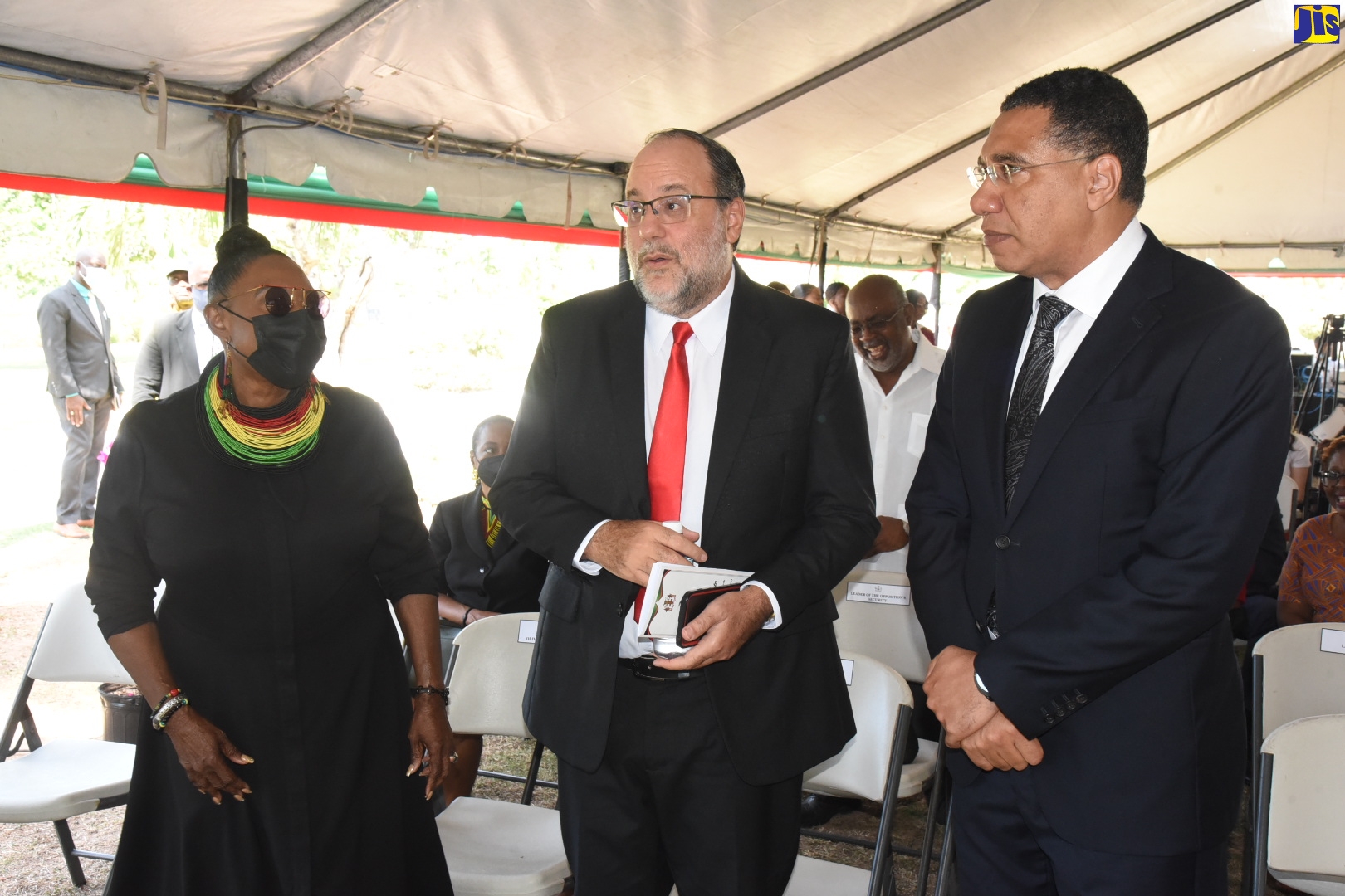 PHOTOS: Floral Tribute for Marcus Garvey